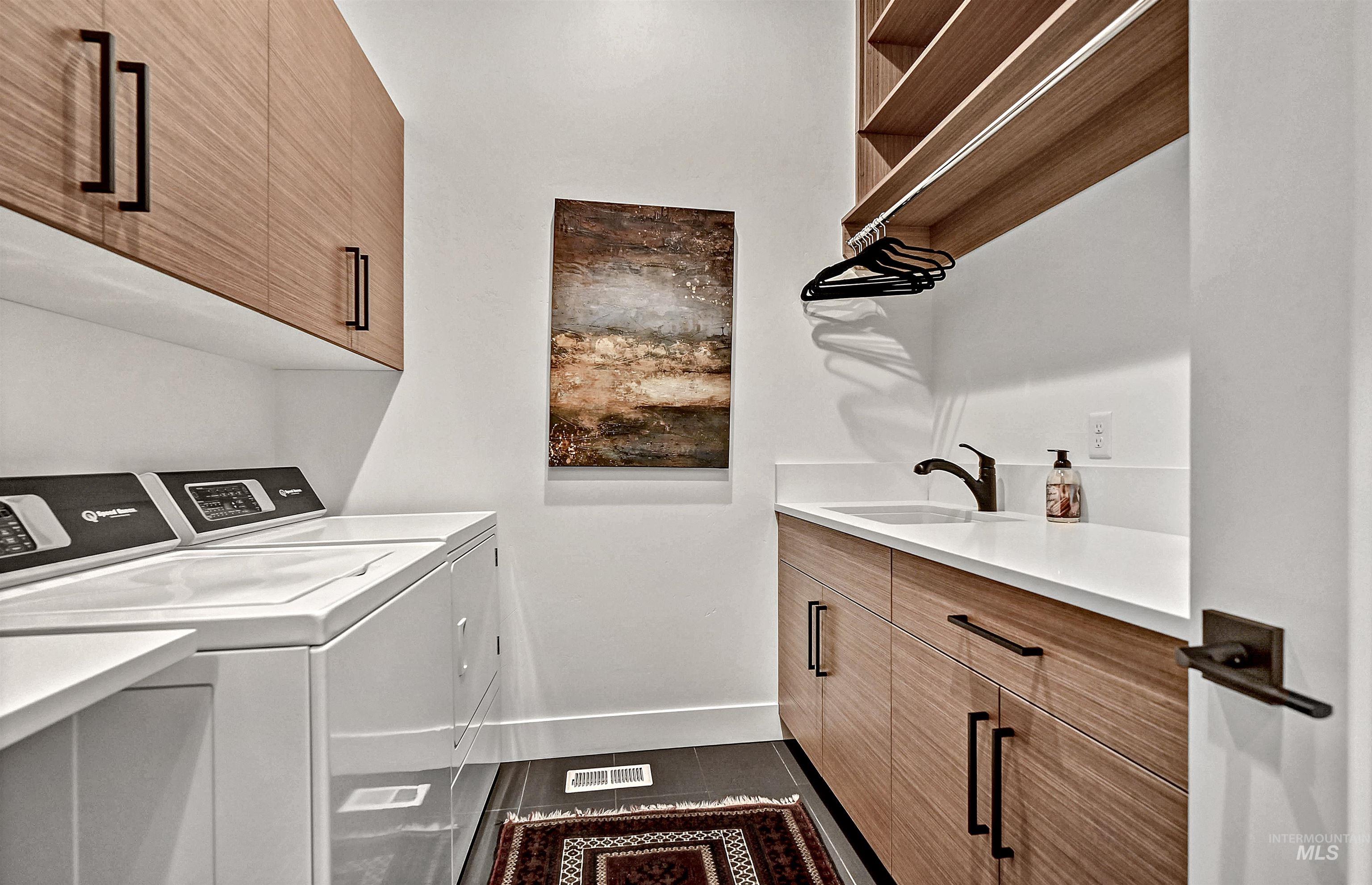 3523 E Via Estancia Lane, Boise, Idaho 83716, 4 Bedrooms, 4 Bathrooms, Residential For Sale, Price $1,950,000,MLS 98964654