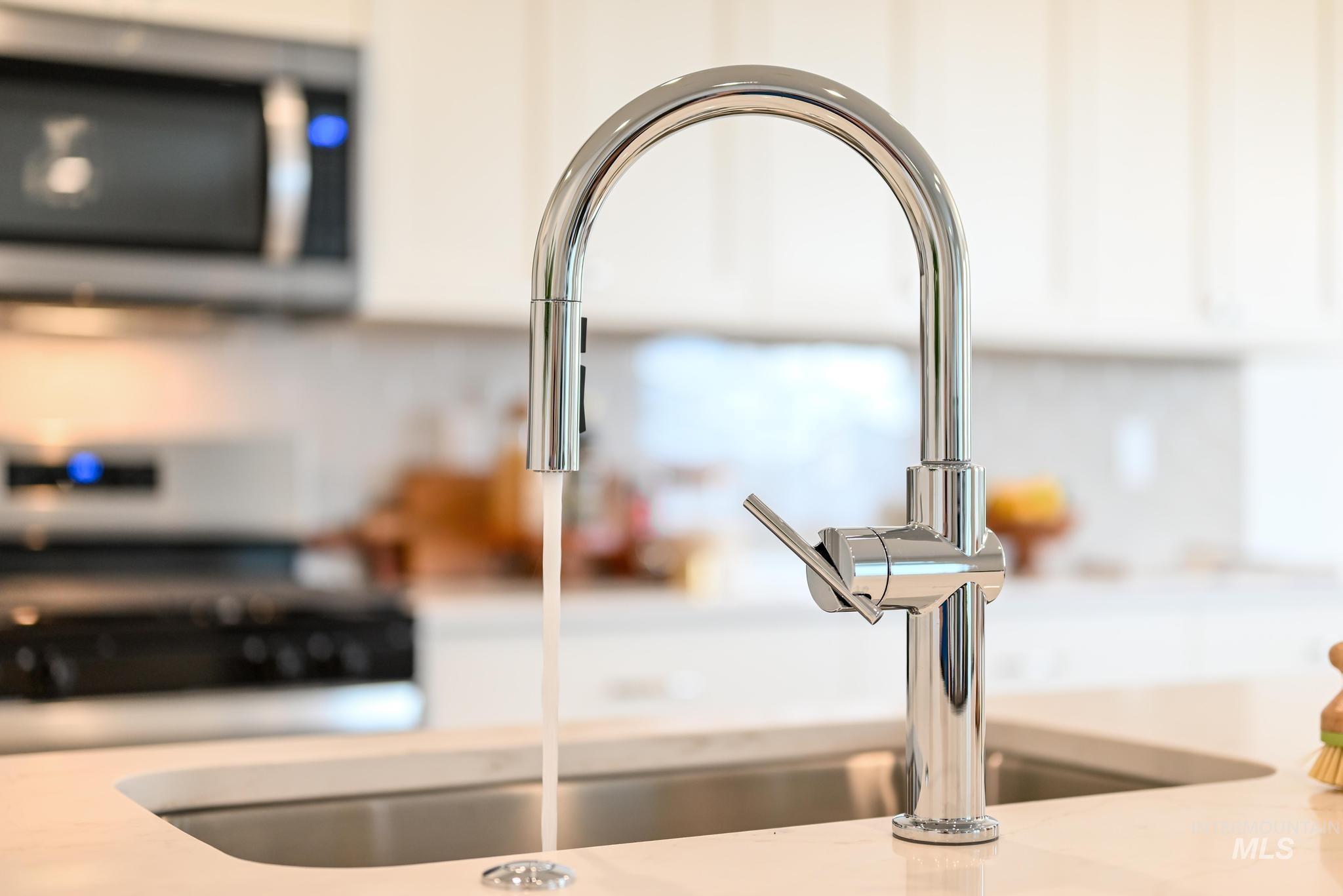 8108 S Diamond River St, Meridian, Idaho 83642, 4 Bedrooms, 2 Bathrooms, Residential For Sale, Price $522,000, 98964657