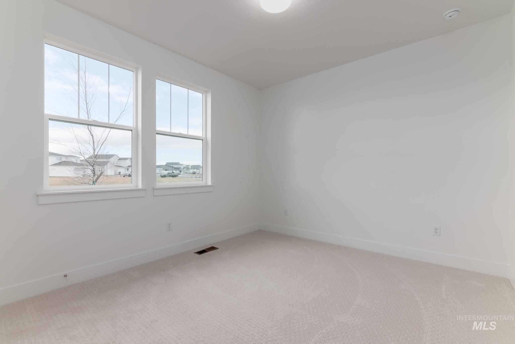 8108 S Diamond River St, Meridian, Idaho 83642, 4 Bedrooms, 2 Bathrooms, Residential For Sale, Price $522,000, 98964657