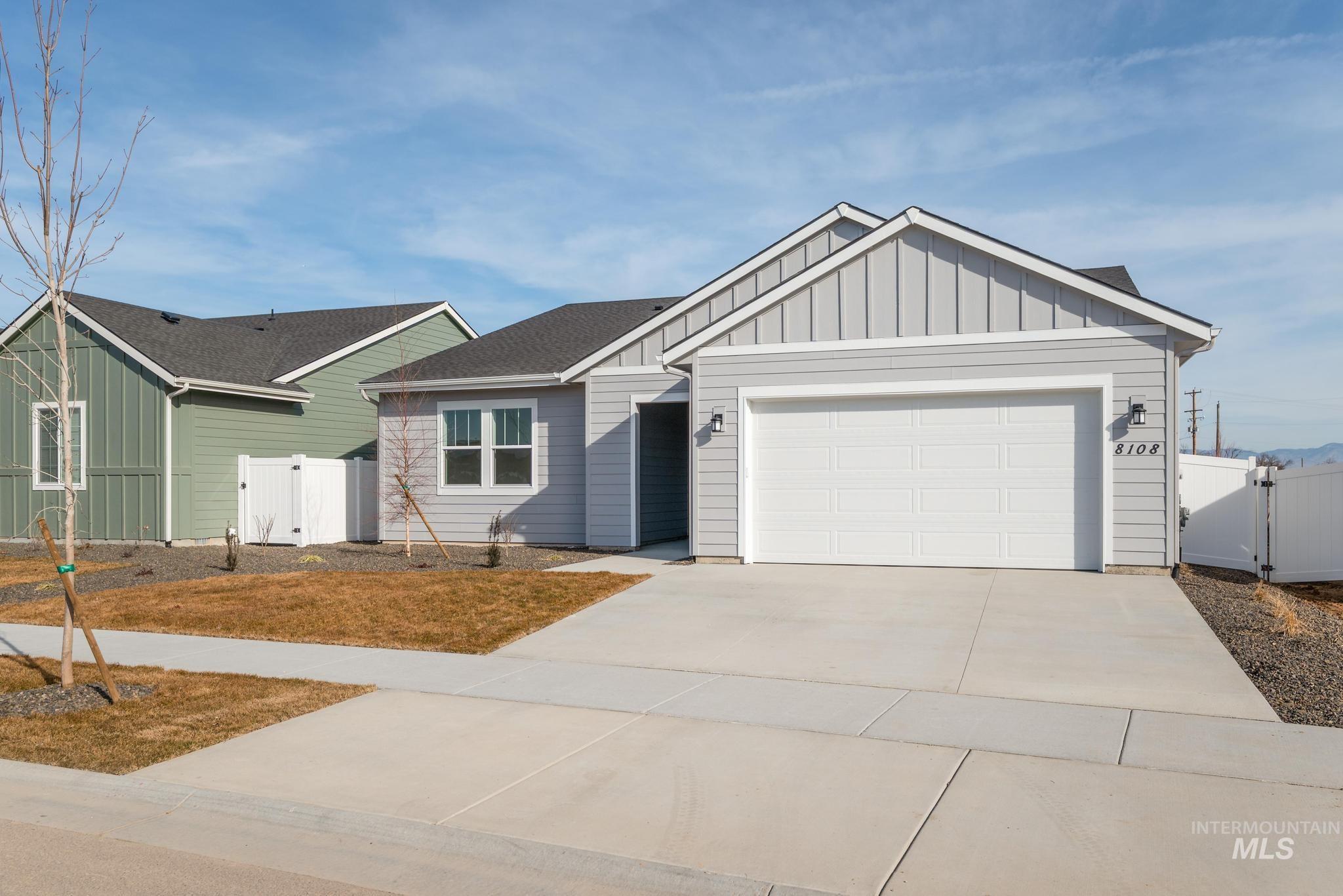 8108 S Diamond River St, Meridian, Idaho 83642, 4 Bedrooms, 2 Bathrooms, Residential For Sale, Price $522,000, 98964657