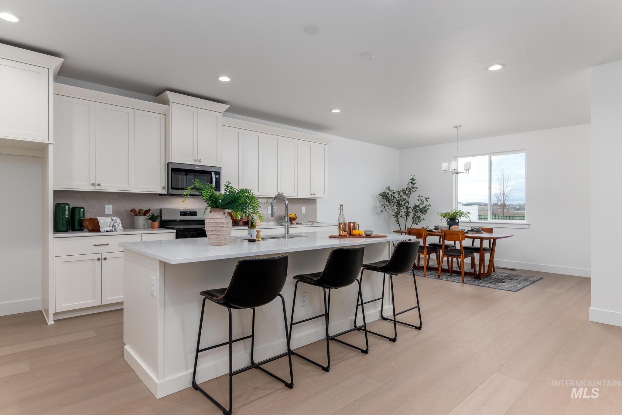 8108 S Diamond River St, Meridian, Idaho 83642, 4 Bedrooms, 2 Bathrooms, Residential For Sale, Price $522,000, 98964657