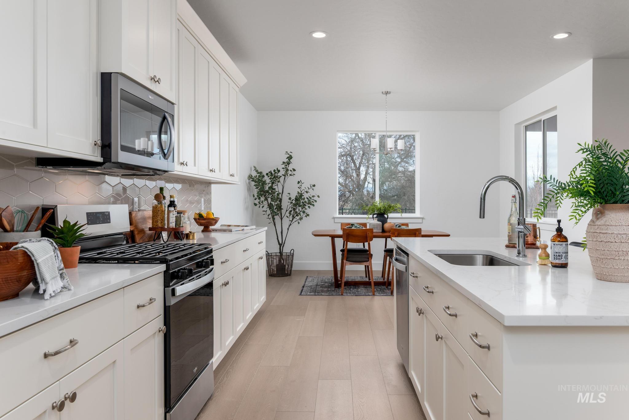 8108 S Diamond River St, Meridian, Idaho 83642, 4 Bedrooms, 2 Bathrooms, Residential For Sale, Price $522,000, 98964657