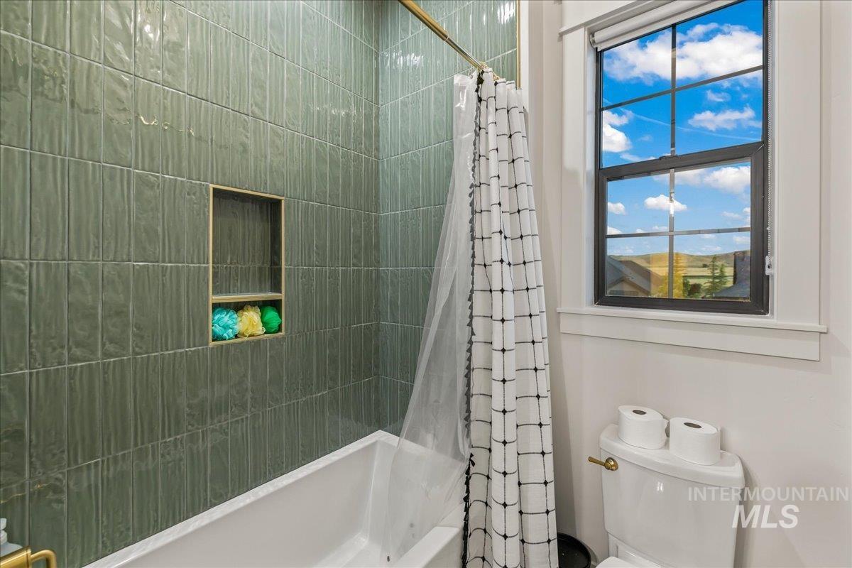 3420 Mayberry Way, Eagle, Idaho 83616, 5 Bedrooms, 4.5 Bathrooms, Residential For Sale, Price $2,400,000, 98964671