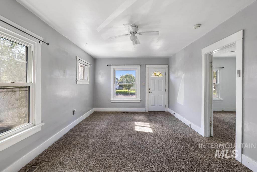 336 6th Ave N, Twin Falls, Idaho 83301, 2 Bedrooms, 1 Bathroom, Residential For Sale, Price $239,000,MLS 98964673