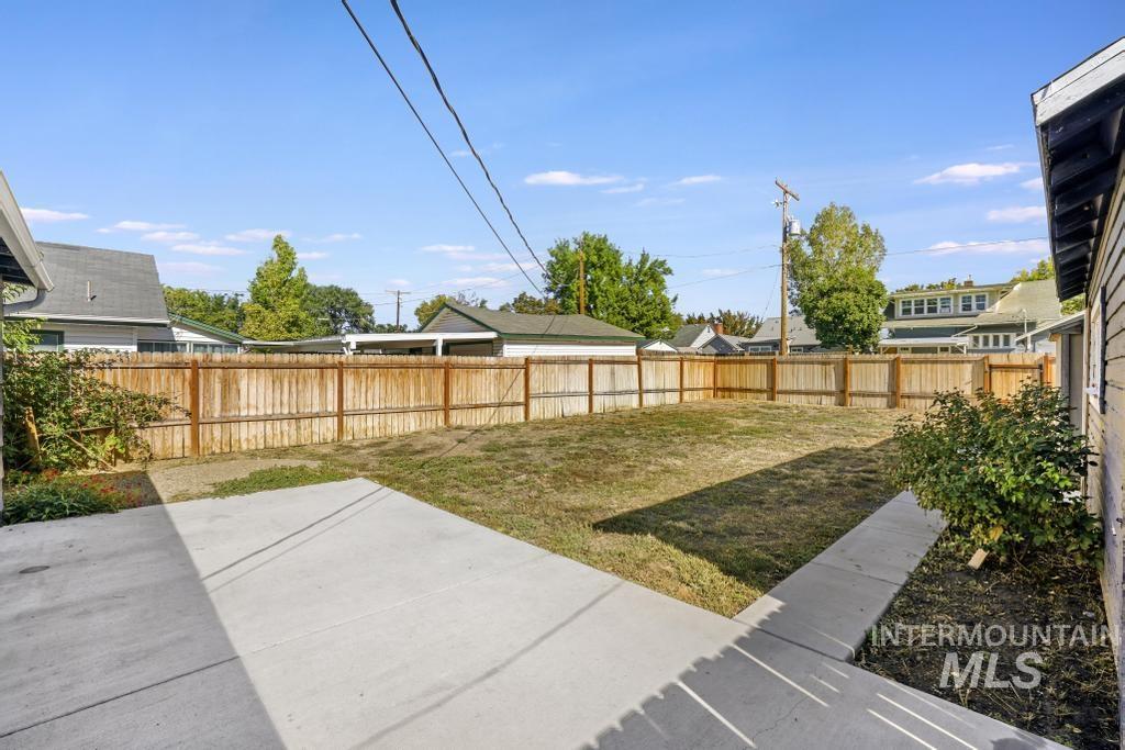 336 6th Ave N, Twin Falls, Idaho 83301, 2 Bedrooms, 1 Bathroom, Residential For Sale, Price $239,000,MLS 98964673