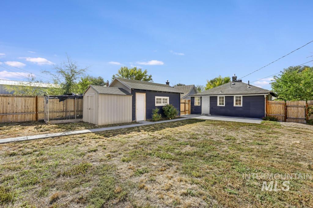 336 6th Ave N, Twin Falls, Idaho 83301, 2 Bedrooms, 1 Bathroom, Residential For Sale, Price $239,000,MLS 98964673