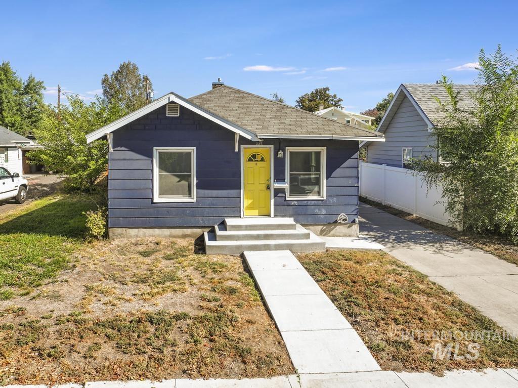 336 6th Ave N, Twin Falls, Idaho 83301, 2 Bedrooms, 1 Bathroom, Residential For Sale, Price $239,000,MLS 98964673