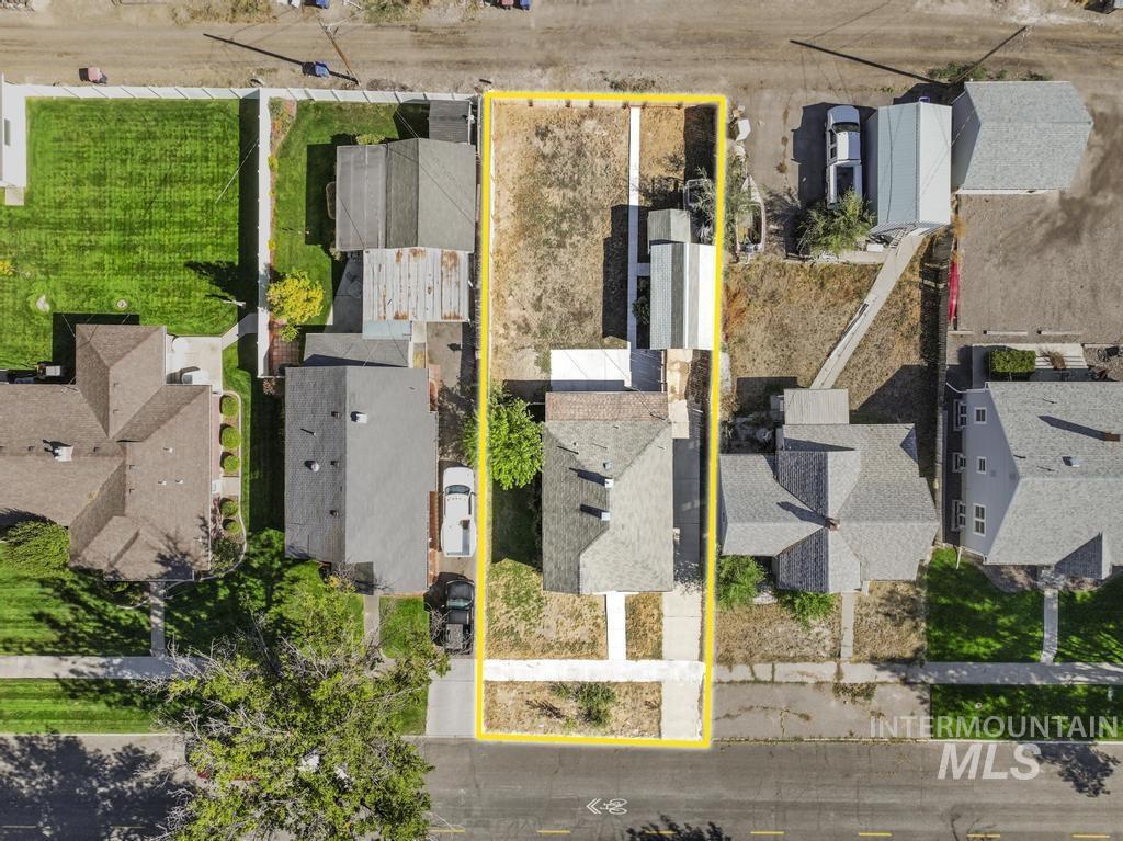 336 6th Ave N, Twin Falls, Idaho 83301, 2 Bedrooms, 1 Bathroom, Residential For Sale, Price $239,000,MLS 98964673