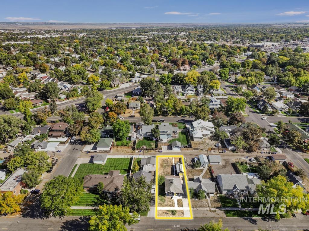 336 6th Ave N, Twin Falls, Idaho 83301, 2 Bedrooms, 1 Bathroom, Residential For Sale, Price $239,000,MLS 98964673