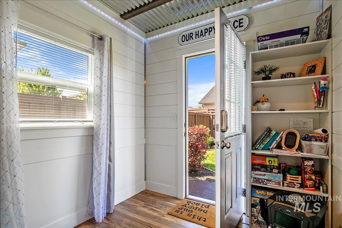 6119 N Farleigh Ave, Meridian, Idaho 83646, 5 Bedrooms, 3 Bathrooms, Residential For Sale, Price $1,119,000,MLS 98964675