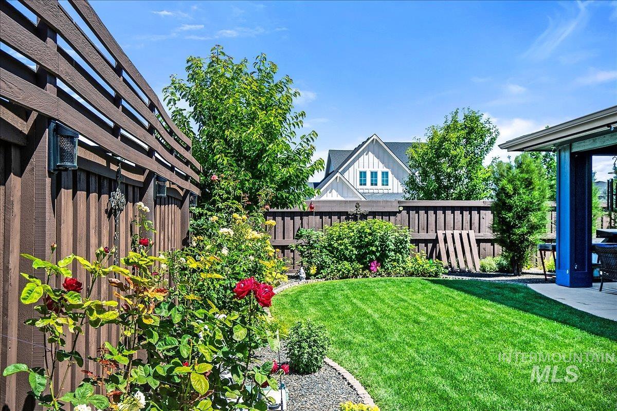 6119 N Farleigh Ave, Meridian, Idaho 83646, 5 Bedrooms, 3 Bathrooms, Residential For Sale, Price $1,119,000,MLS 98964675