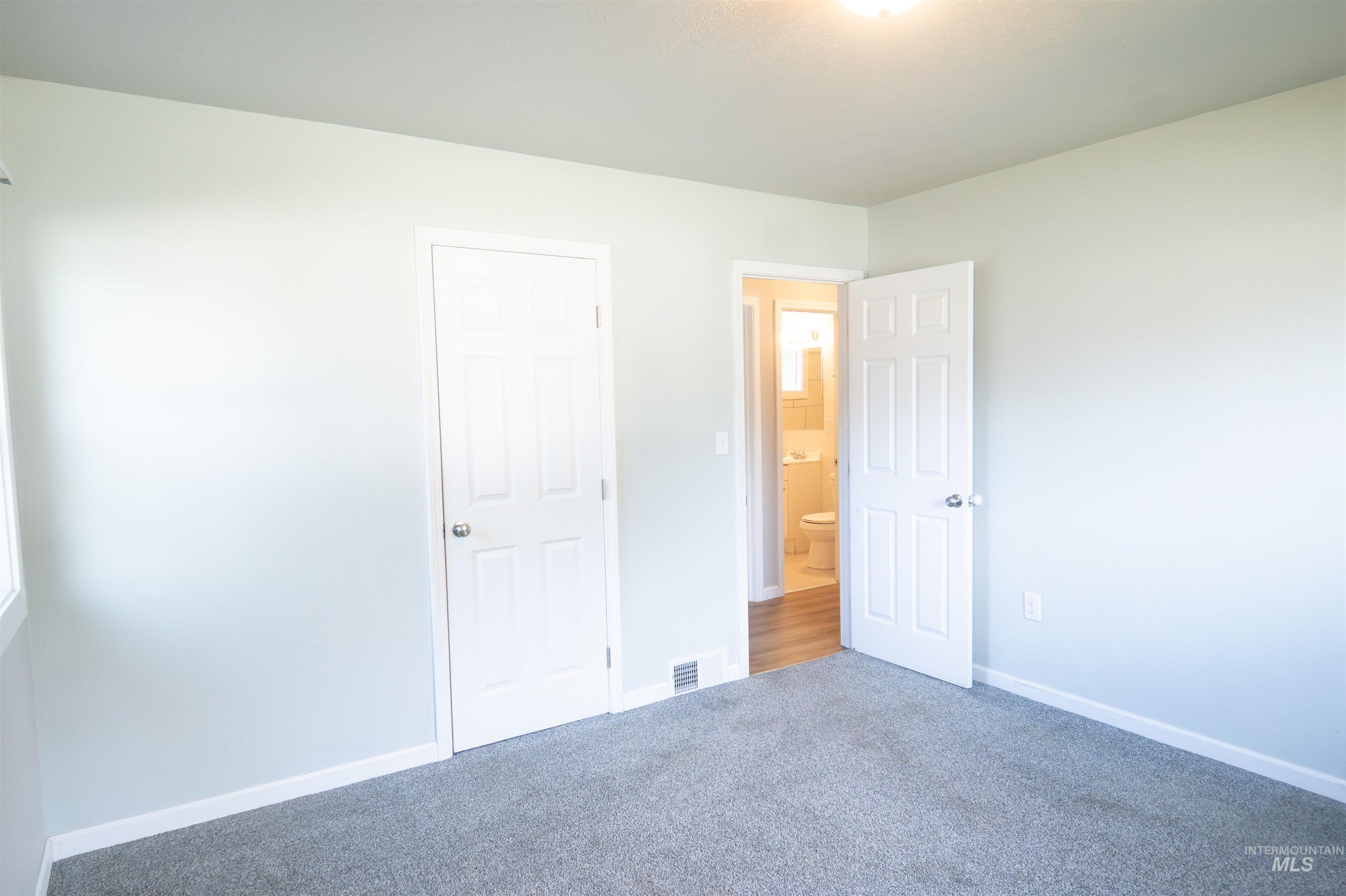 127 E 8th North, Mountain Home, Idaho 83647, 3 Bedrooms, 1 Bathroom, Residential For Sale, Price $268,000,MLS 98964680