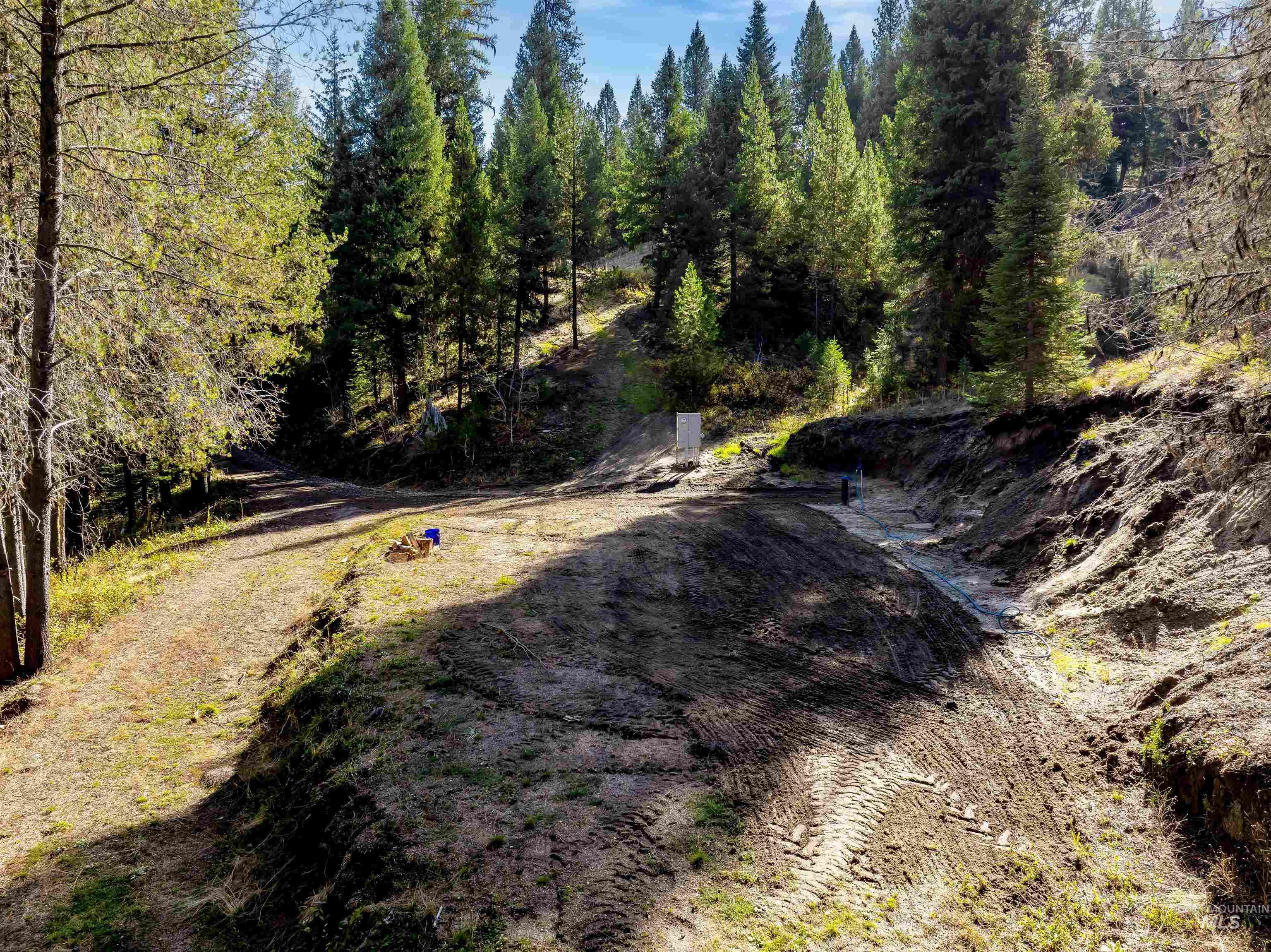 201 Tripod View, Cascade, Idaho 83611, Land For Sale, Price $499,000,MLS 98964686