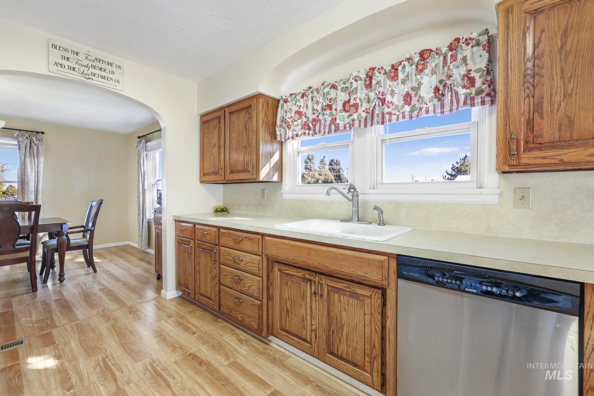 1213 Burley Ave, Buhl, Idaho 83316, 3 Bedrooms, 2 Bathrooms, Residential For Sale, Price $515,000, 98964688