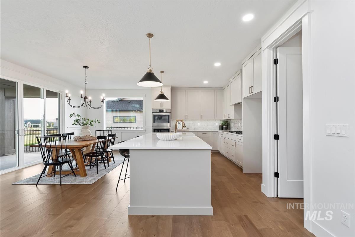 7179 E Osprey Estates Dr., Nampa, Idaho 83686, 3 Bedrooms, 3.5 Bathrooms, Residential For Sale, Price $969,900,MLS 98964690