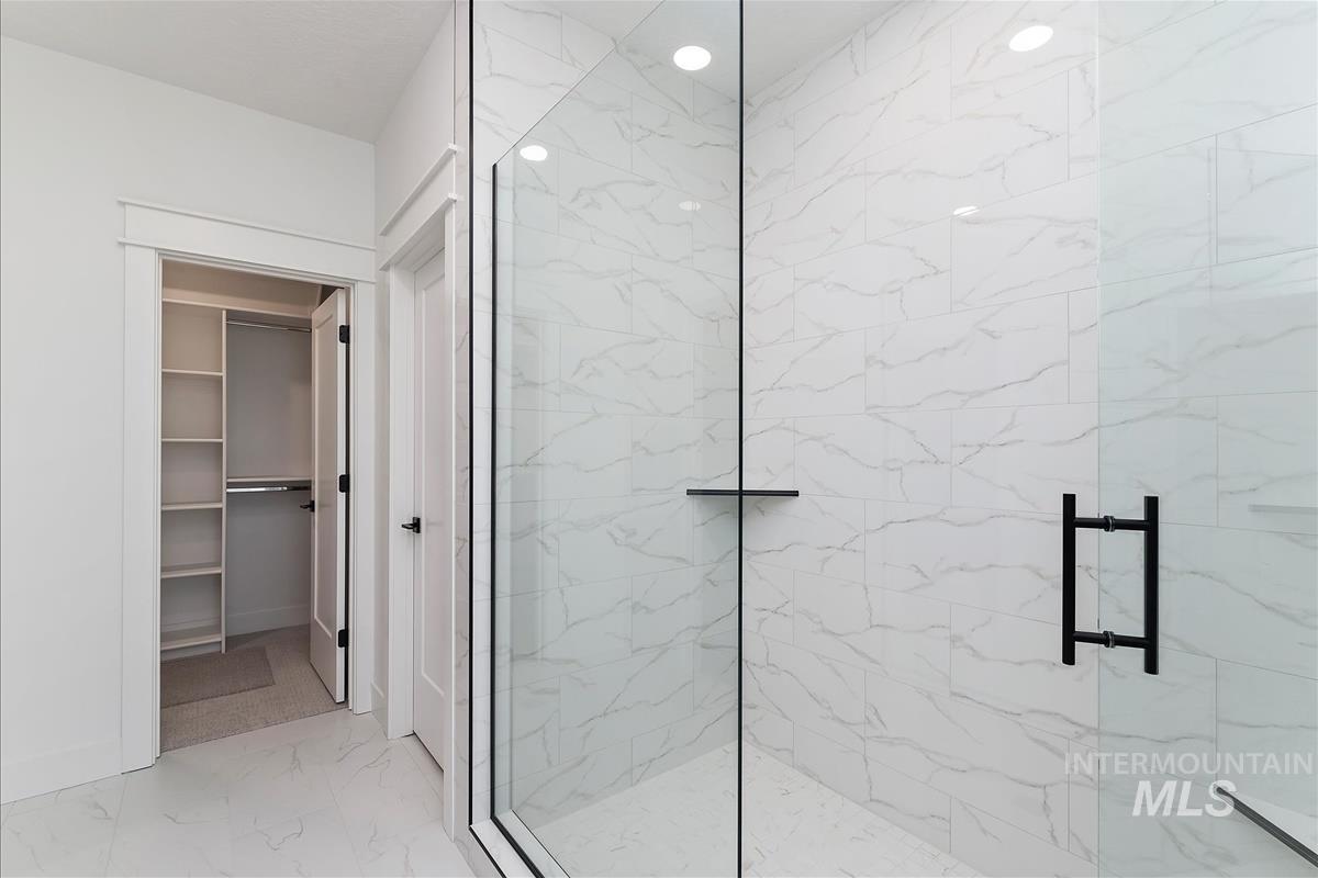 7179 E Osprey Estates Dr., Nampa, Idaho 83686, 3 Bedrooms, 3.5 Bathrooms, Residential For Sale, Price $969,900,MLS 98964690