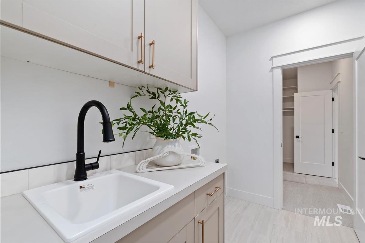 7179 E Osprey Estates Dr., Nampa, Idaho 83686, 3 Bedrooms, 3.5 Bathrooms, Residential For Sale, Price $969,900,MLS 98964690