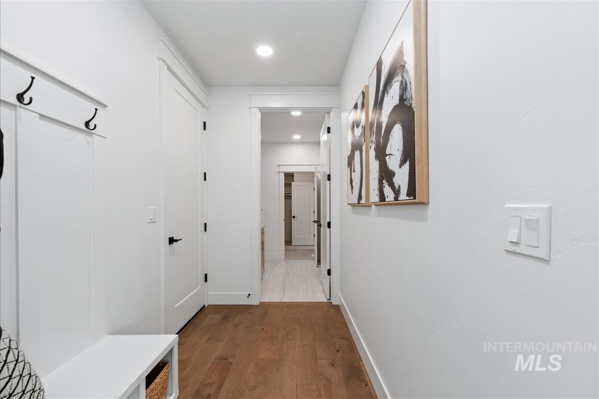 7179 E Osprey Estates Dr., Nampa, Idaho 83686, 3 Bedrooms, 3.5 Bathrooms, Residential For Sale, Price $969,900,MLS 98964690