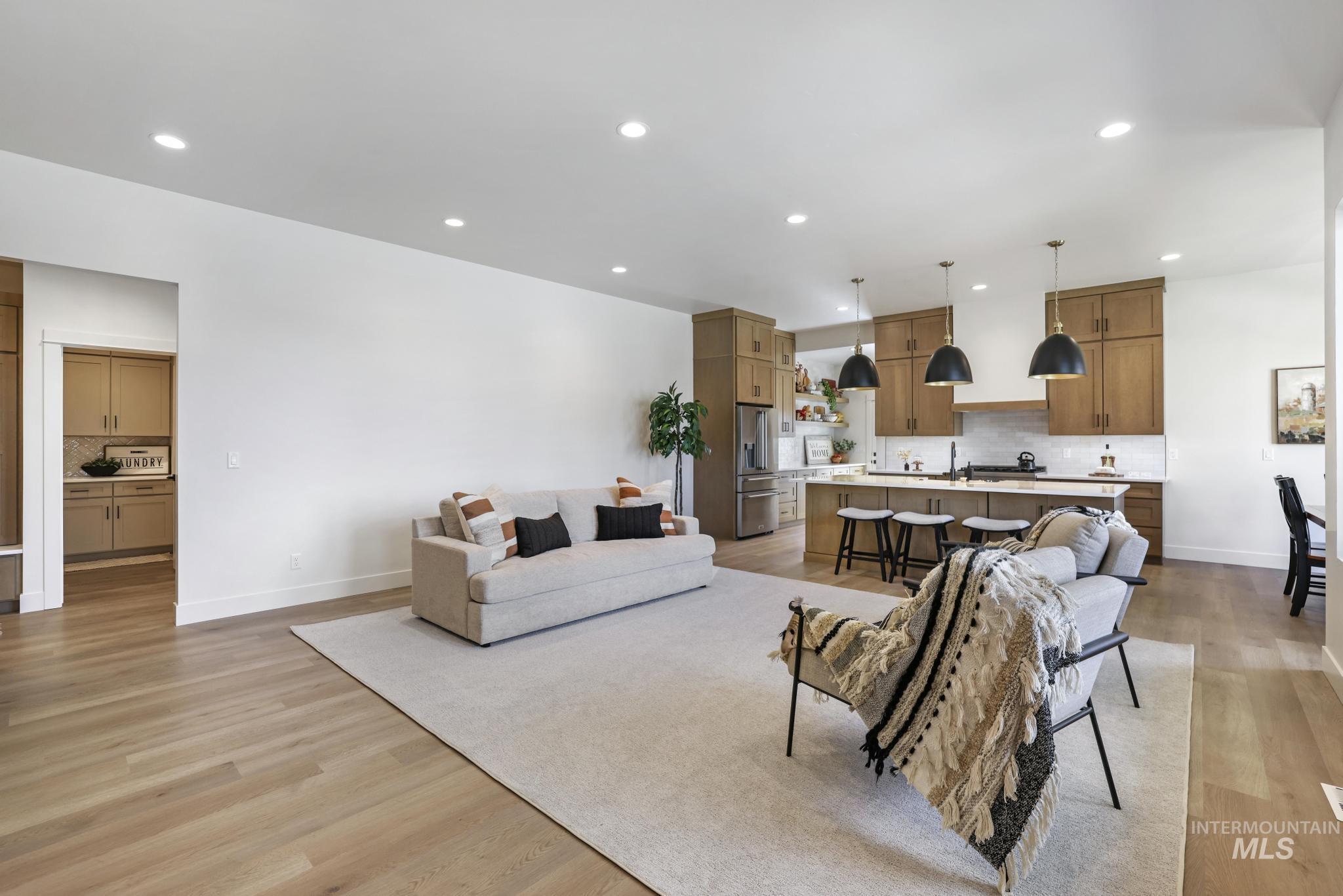 532 Canyon Falls, Twin Falls, Idaho 83301, 4 Bedrooms, 3 Bathrooms, Residential For Sale, Price $739,000, 98964696