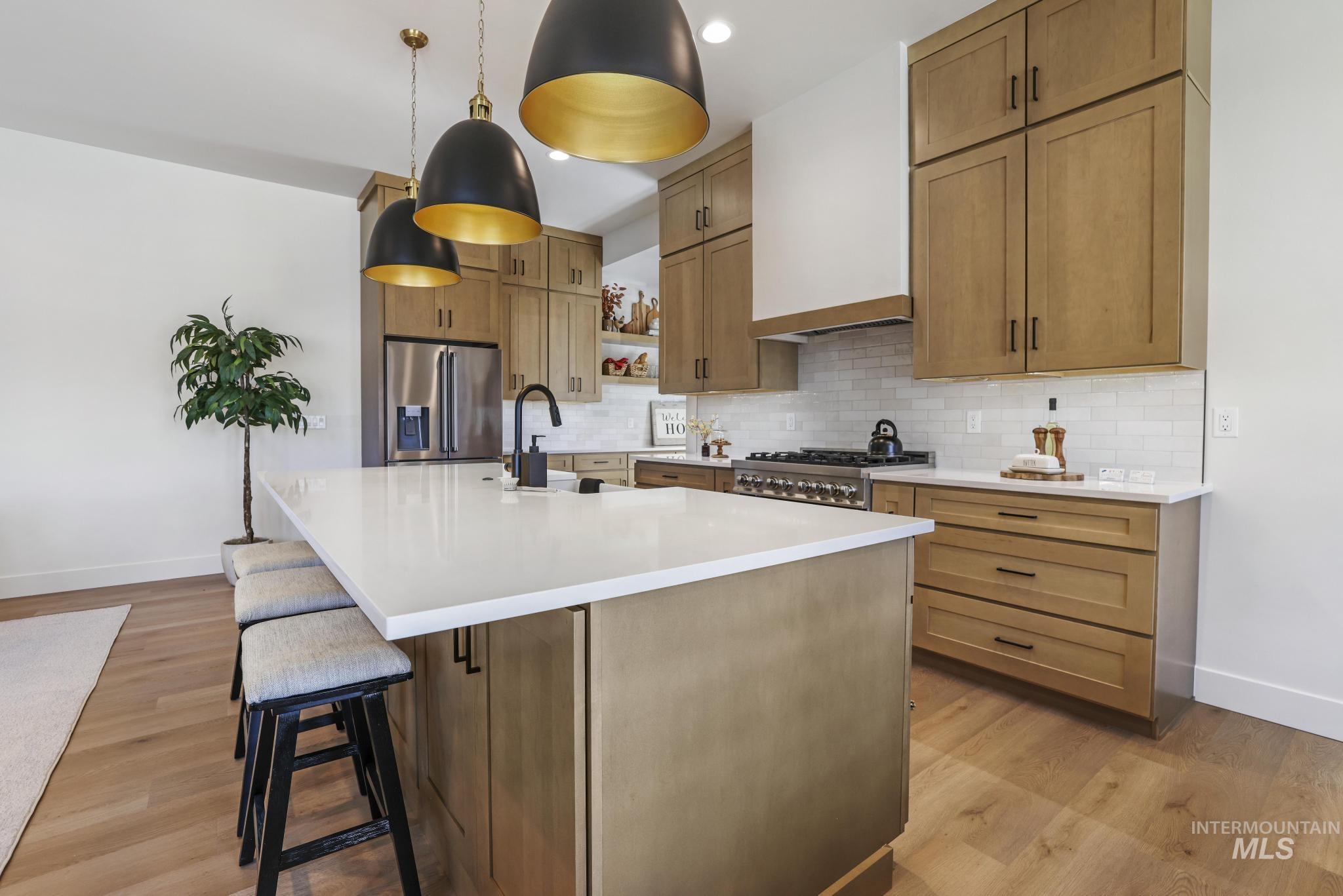 532 Canyon Falls, Twin Falls, Idaho 83301, 4 Bedrooms, 3 Bathrooms, Residential For Sale, Price $739,000, 98964696