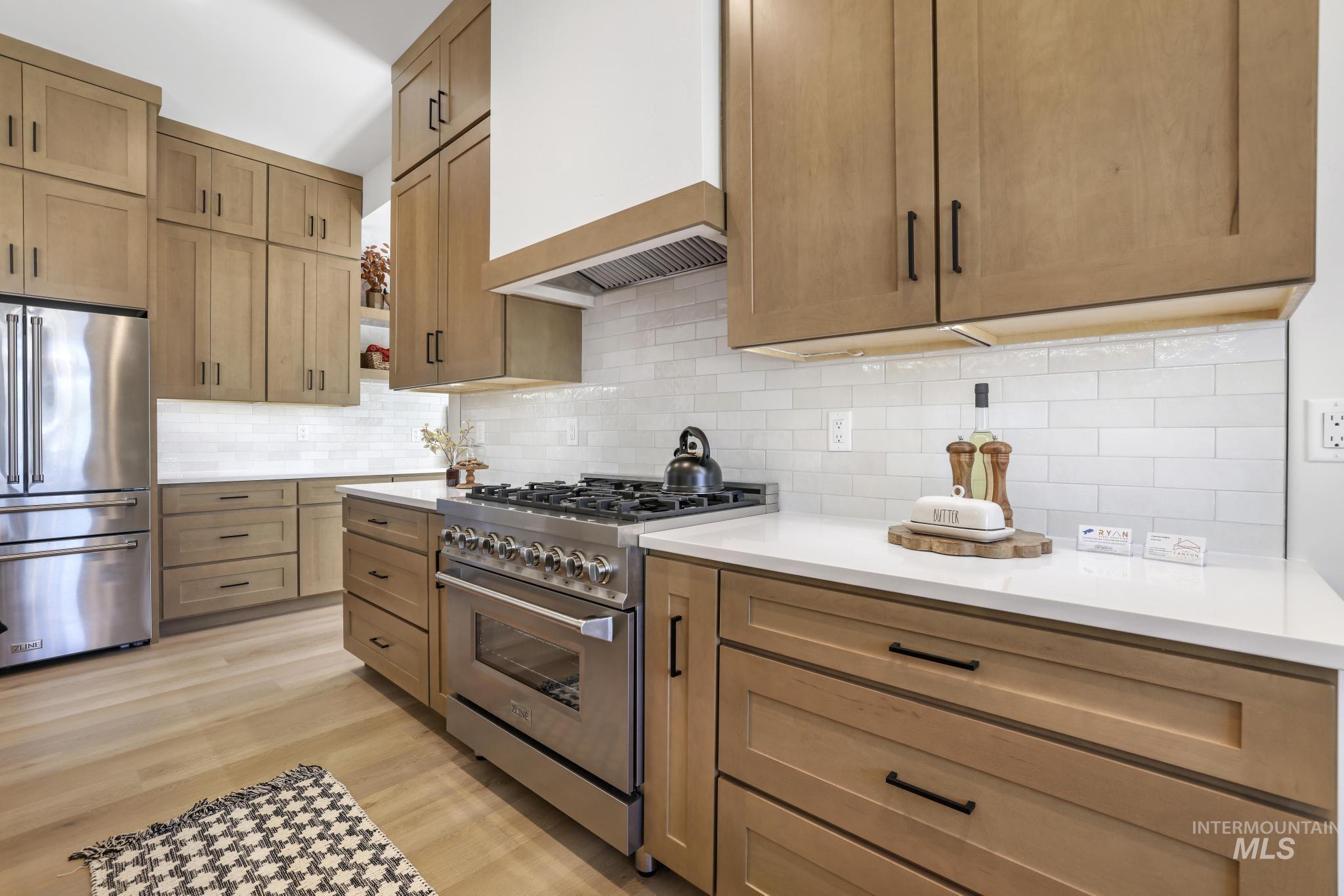 532 Canyon Falls, Twin Falls, Idaho 83301, 4 Bedrooms, 3 Bathrooms, Residential For Sale, Price $739,000, 98964696