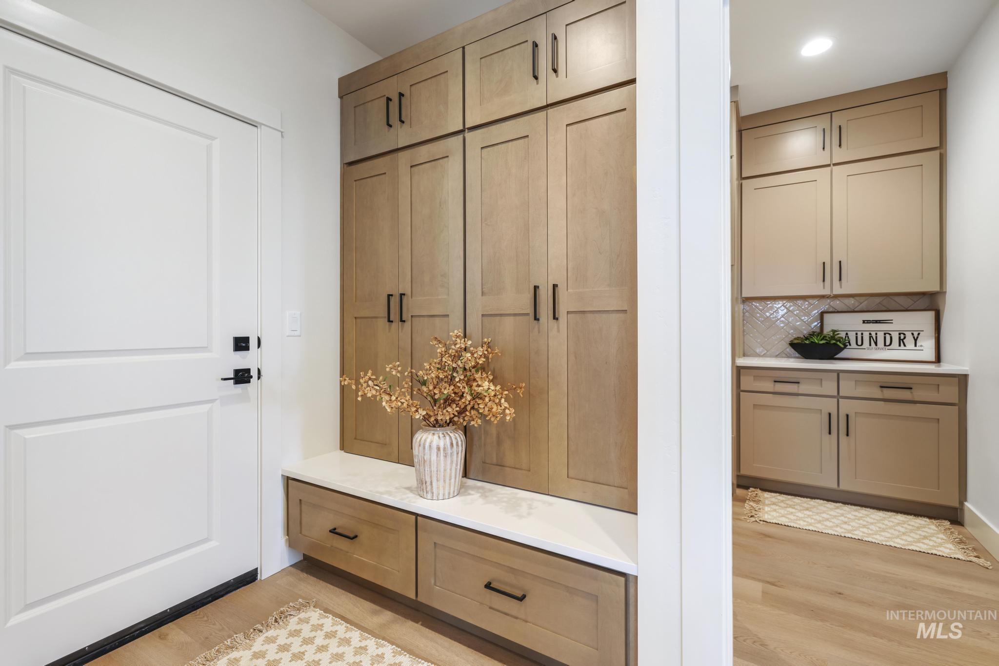 532 Canyon Falls, Twin Falls, Idaho 83301, 4 Bedrooms, 3 Bathrooms, Residential For Sale, Price $739,000, 98964696