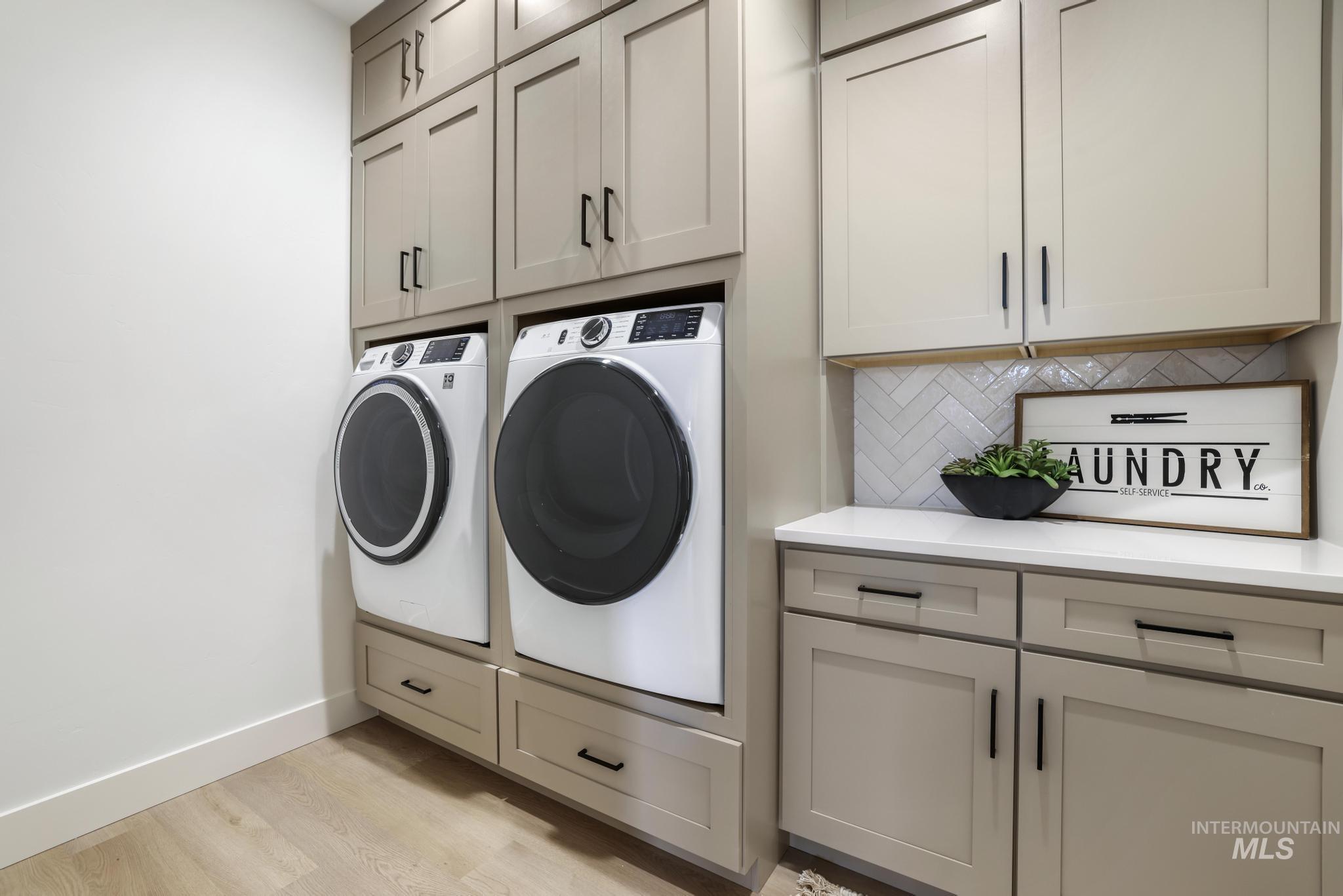 532 Canyon Falls, Twin Falls, Idaho 83301, 4 Bedrooms, 3 Bathrooms, Residential For Sale, Price $739,000, 98964696