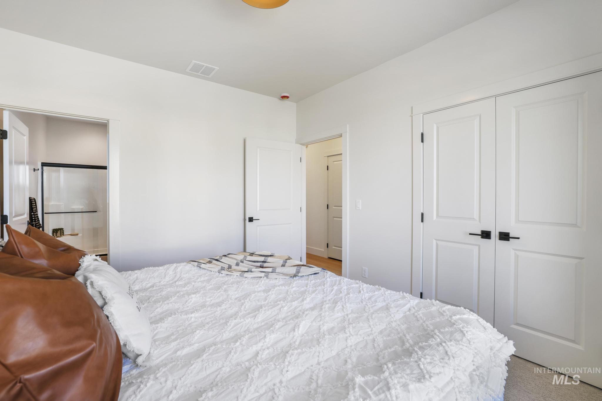 532 Canyon Falls, Twin Falls, Idaho 83301, 4 Bedrooms, 3 Bathrooms, Residential For Sale, Price $739,000, 98964696