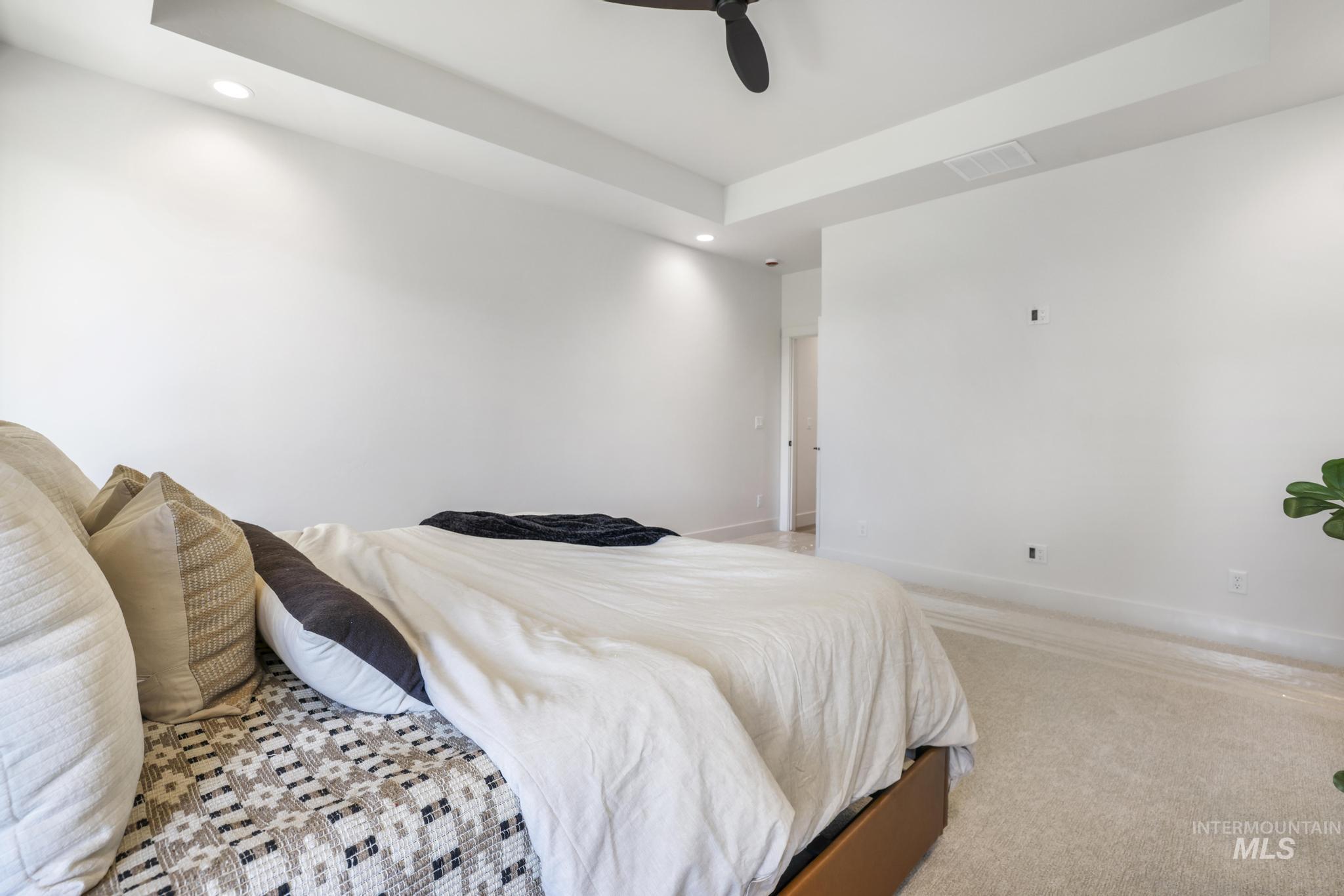 532 Canyon Falls, Twin Falls, Idaho 83301, 4 Bedrooms, 3 Bathrooms, Residential For Sale, Price $739,000, 98964696