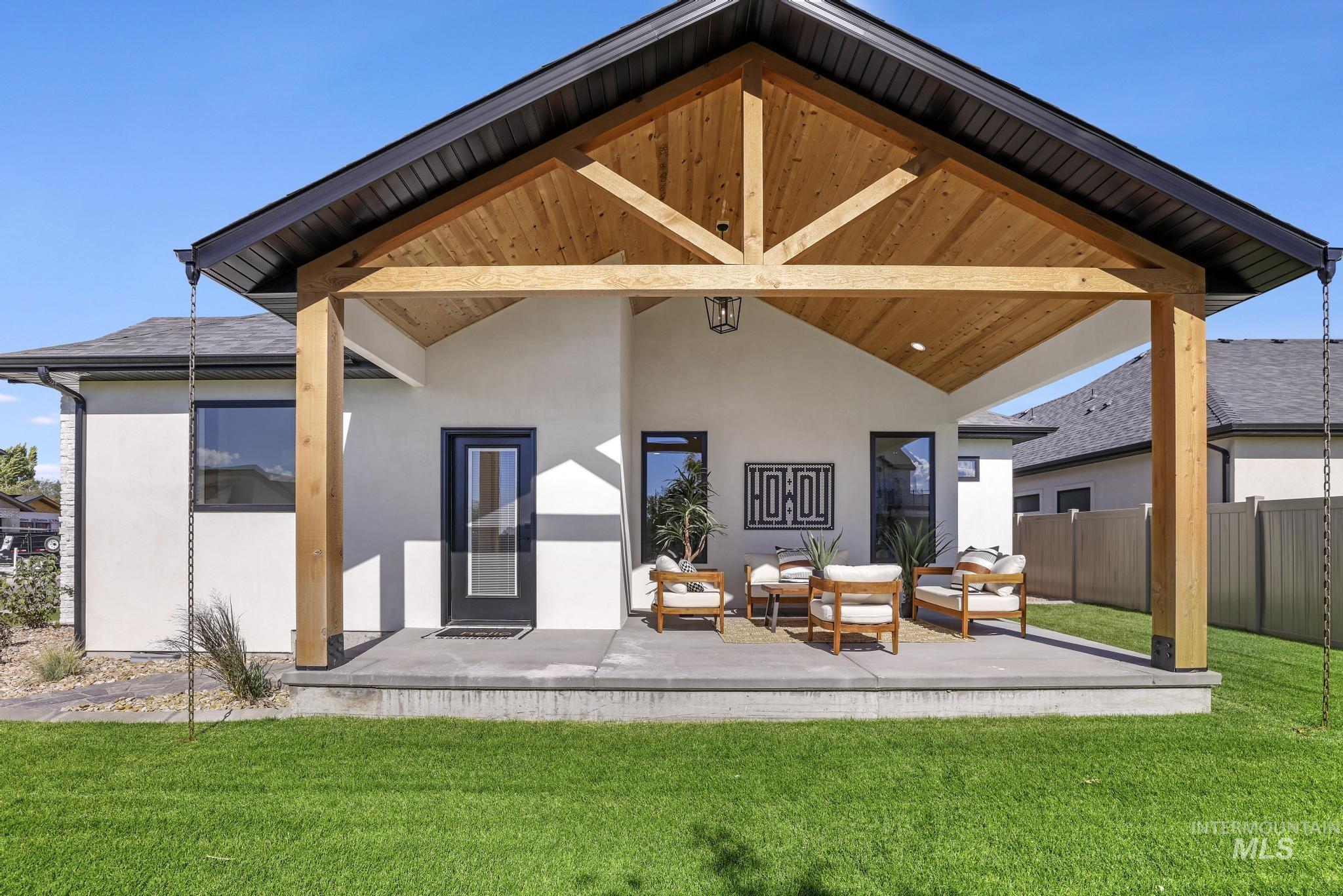 532 Canyon Falls, Twin Falls, Idaho 83301, 4 Bedrooms, 3 Bathrooms, Residential For Sale, Price $739,000, 98964696