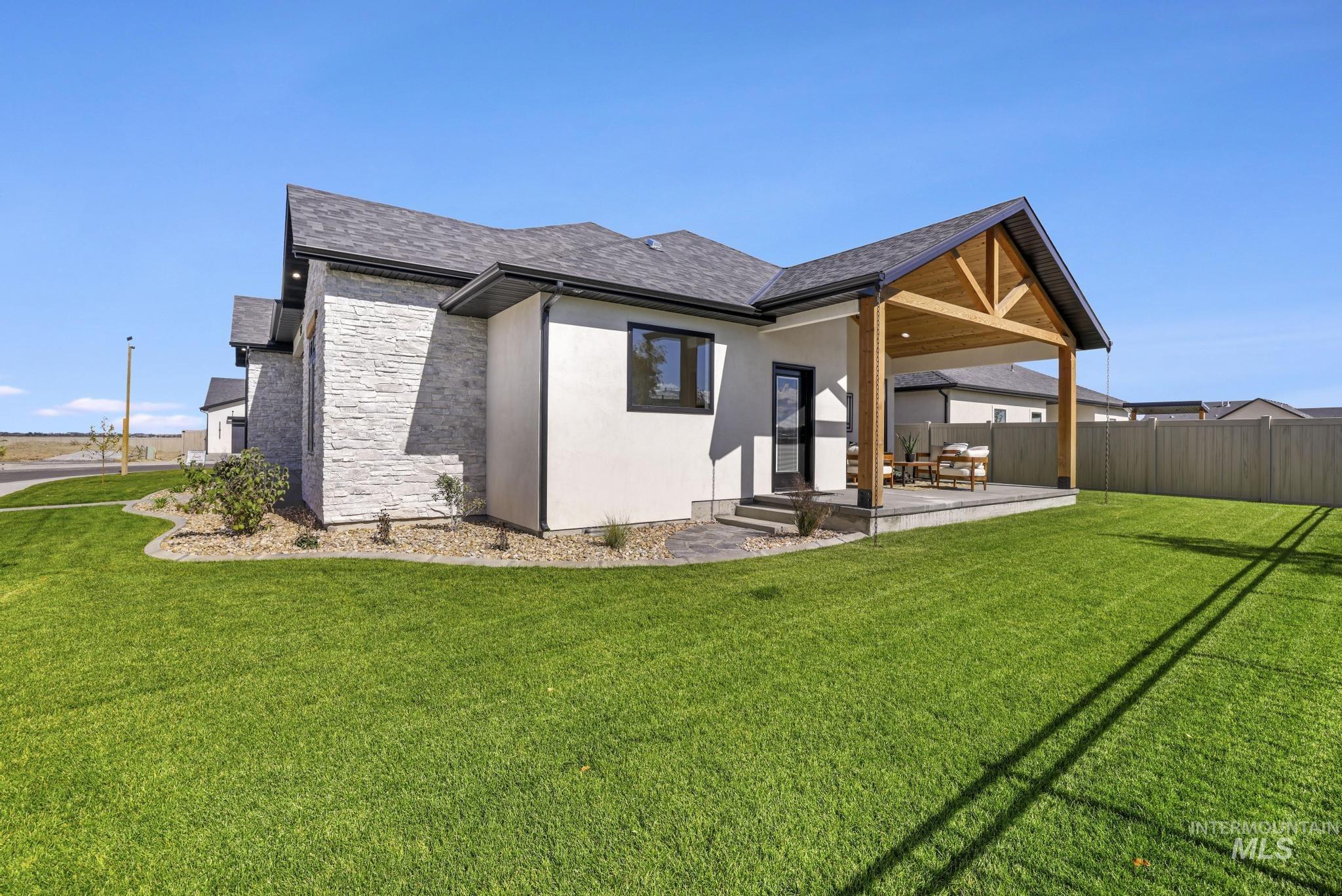 532 Canyon Falls, Twin Falls, Idaho 83301, 4 Bedrooms, 3 Bathrooms, Residential For Sale, Price $739,000, 98964696