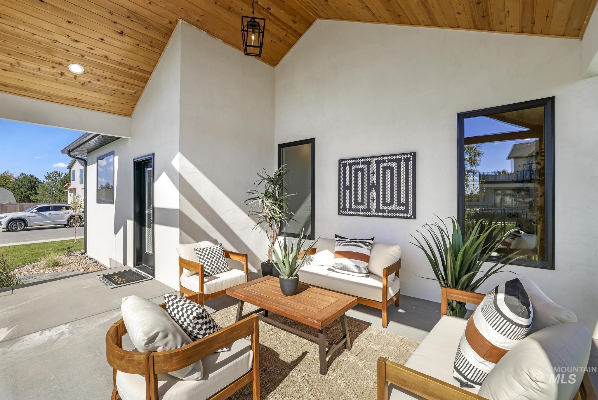 532 Canyon Falls, Twin Falls, Idaho 83301, 4 Bedrooms, 3 Bathrooms, Residential For Sale, Price $739,000, 98964696