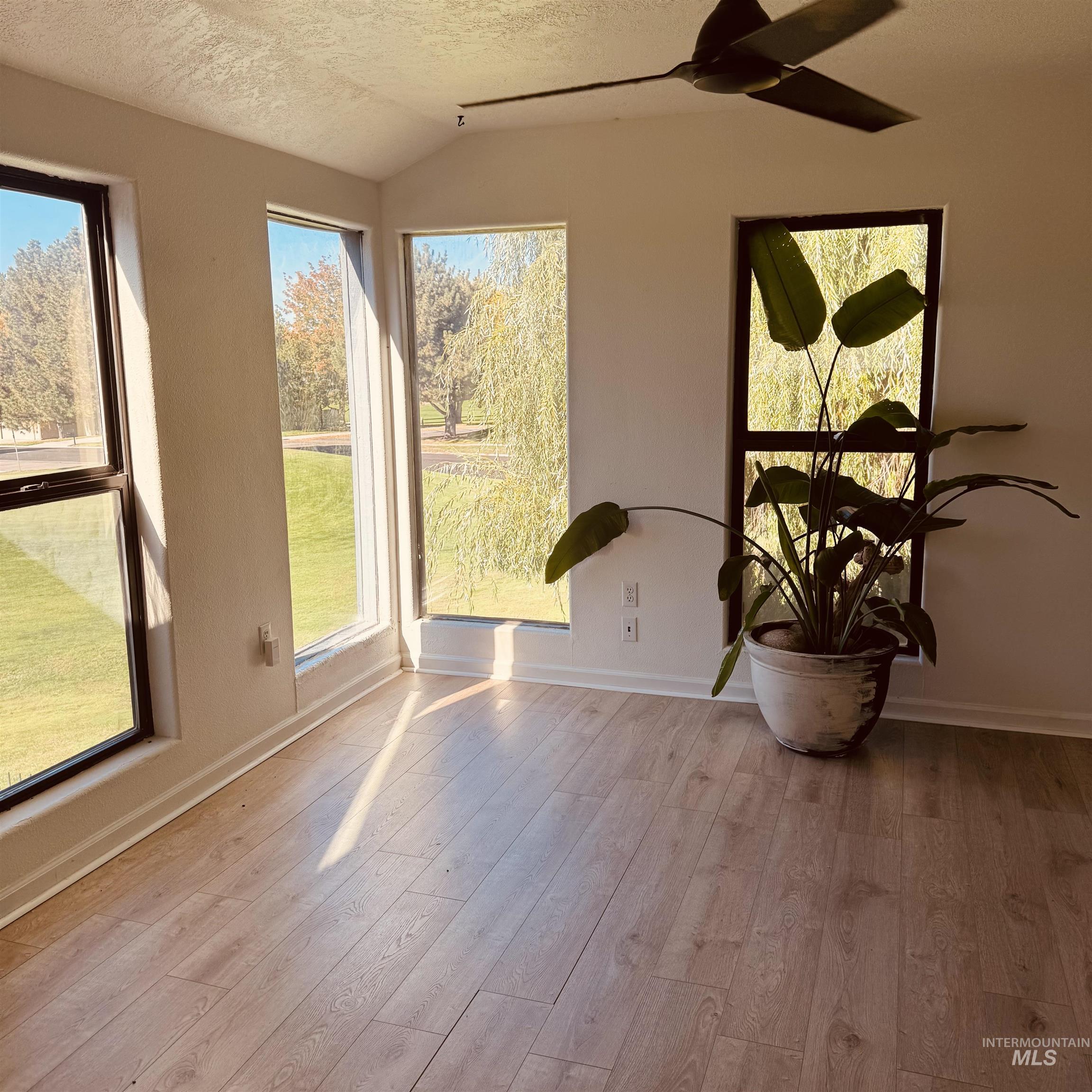 771 N Eagle Hills Way, Eagle, Idaho 83616-5211, 3 Bedrooms, 2 Bathrooms, Residential For Sale, Price $579,000,MLS 98964703