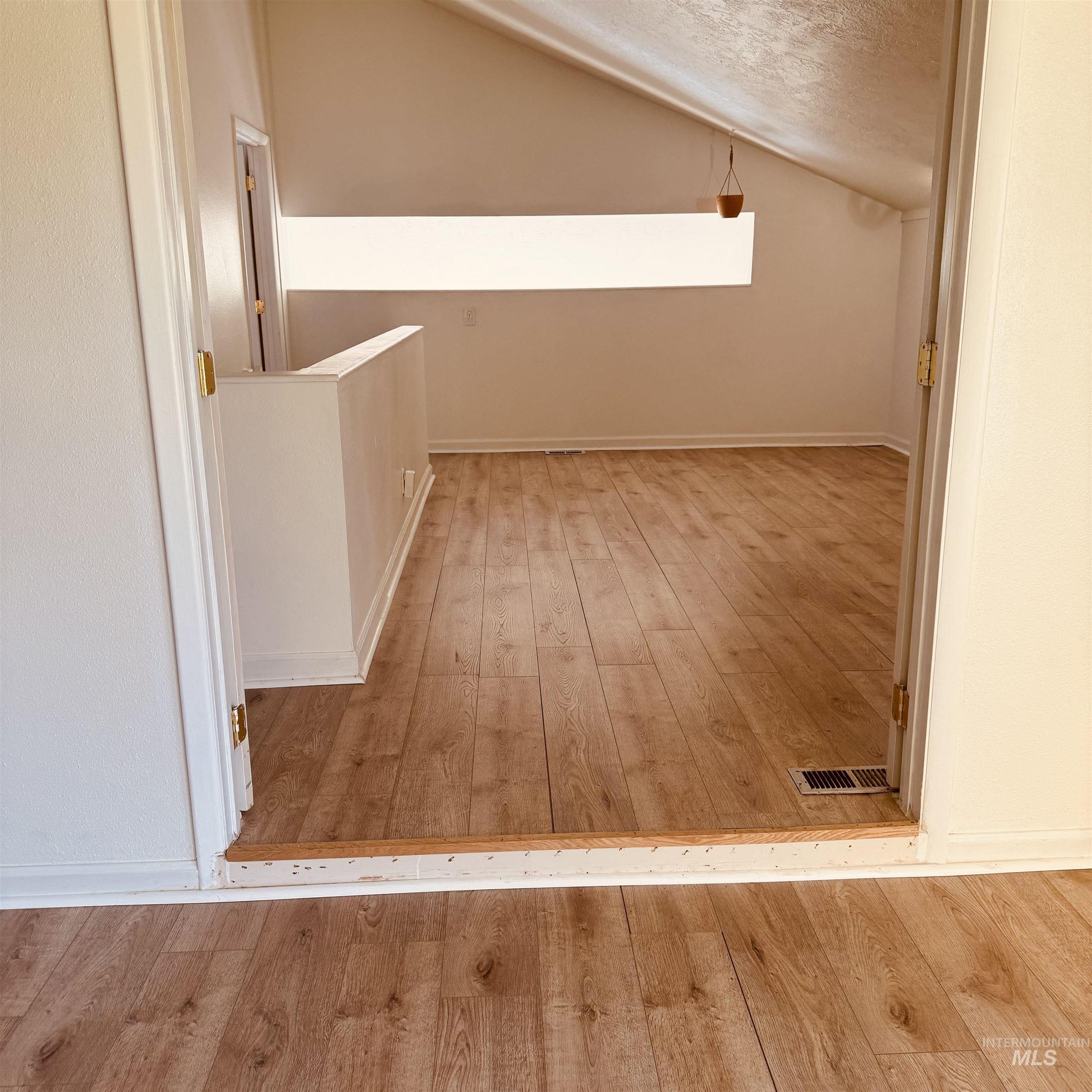 771 N Eagle Hills Way, Eagle, Idaho 83616-5211, 3 Bedrooms, 2 Bathrooms, Residential For Sale, Price $579,000,MLS 98964703