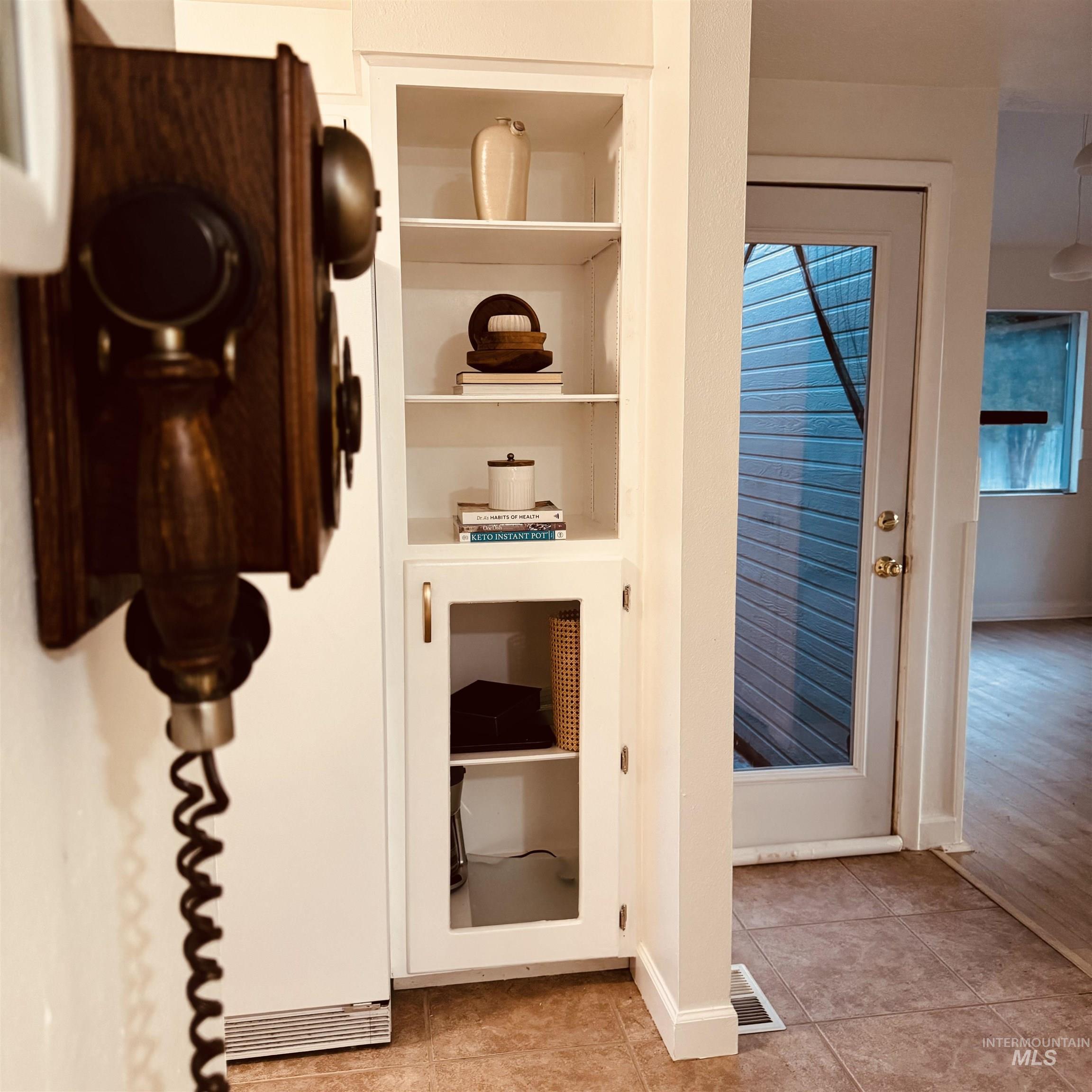 771 N Eagle Hills Way, Eagle, Idaho 83616-5211, 3 Bedrooms, 2 Bathrooms, Residential For Sale, Price $579,000,MLS 98964703