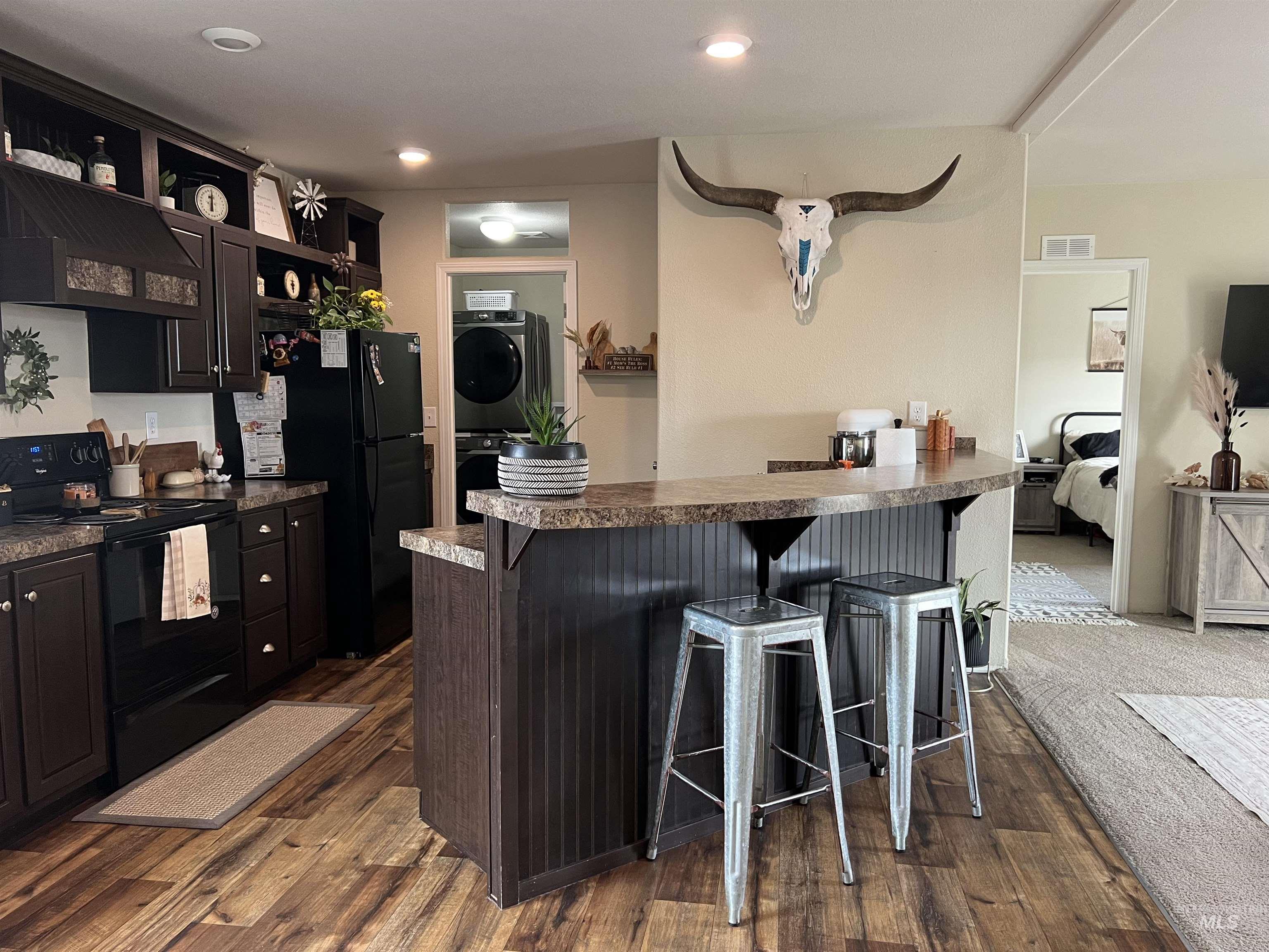 608 Roosevelt Ave., Grand View, Idaho 83624, 3 Bedrooms, 2 Bathrooms, Residential For Sale, Price $199,900,MLS 98964718