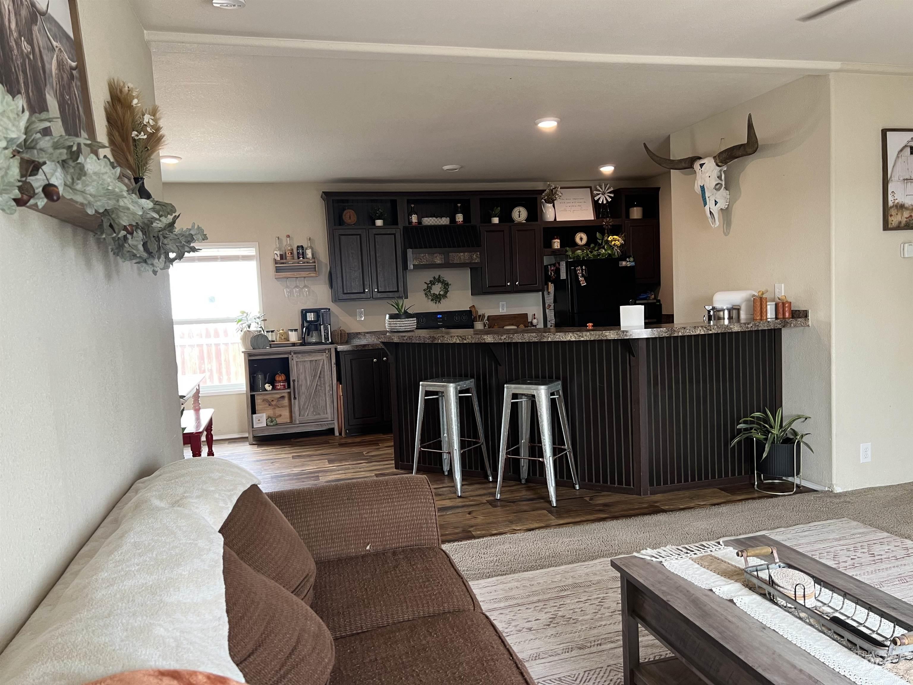 608 Roosevelt Ave., Grand View, Idaho 83624, 3 Bedrooms, 2 Bathrooms, Residential For Sale, Price $199,900,MLS 98964718