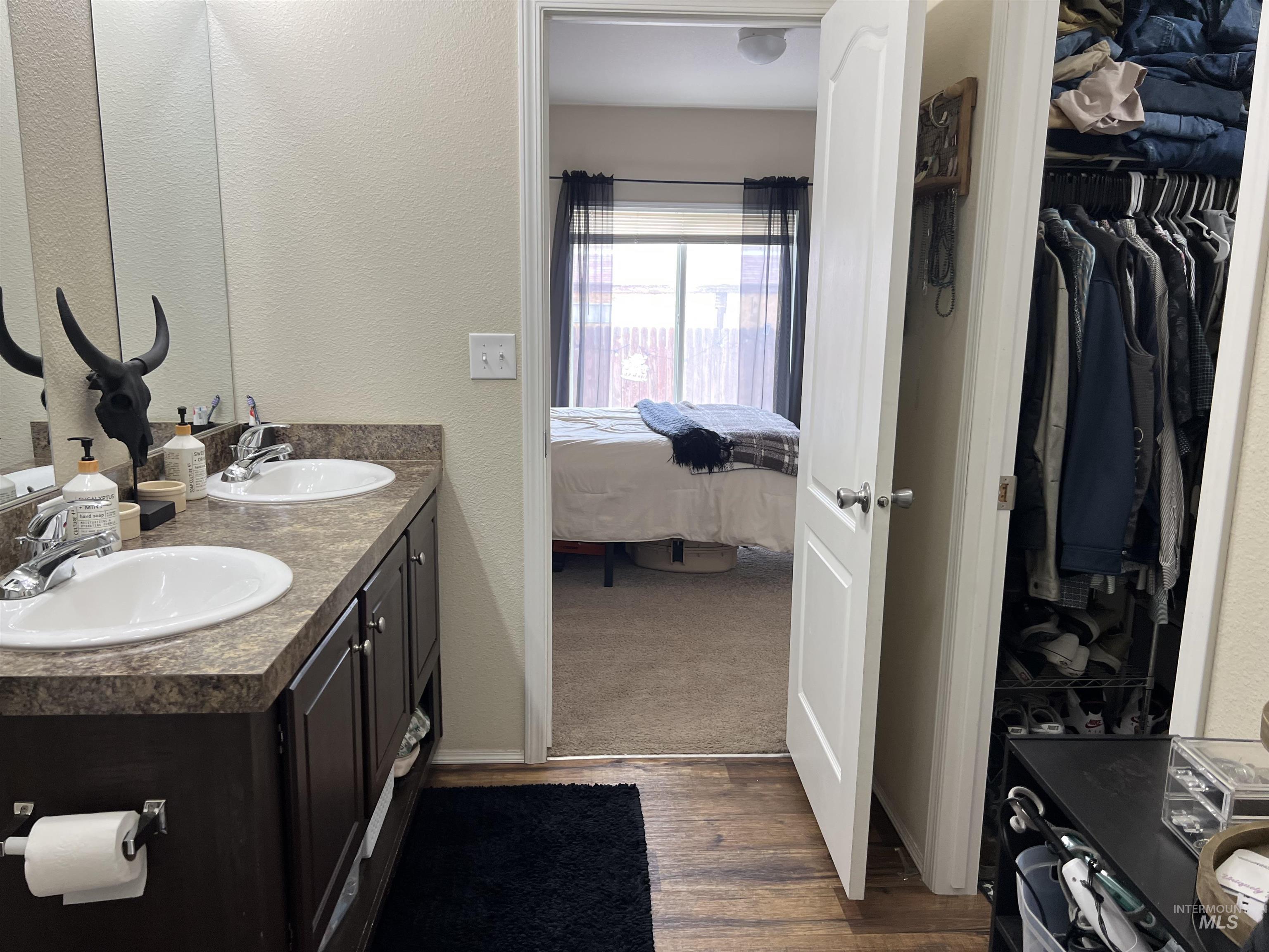 608 Roosevelt Ave., Grand View, Idaho 83624, 3 Bedrooms, 2 Bathrooms, Residential For Sale, Price $199,900,MLS 98964718