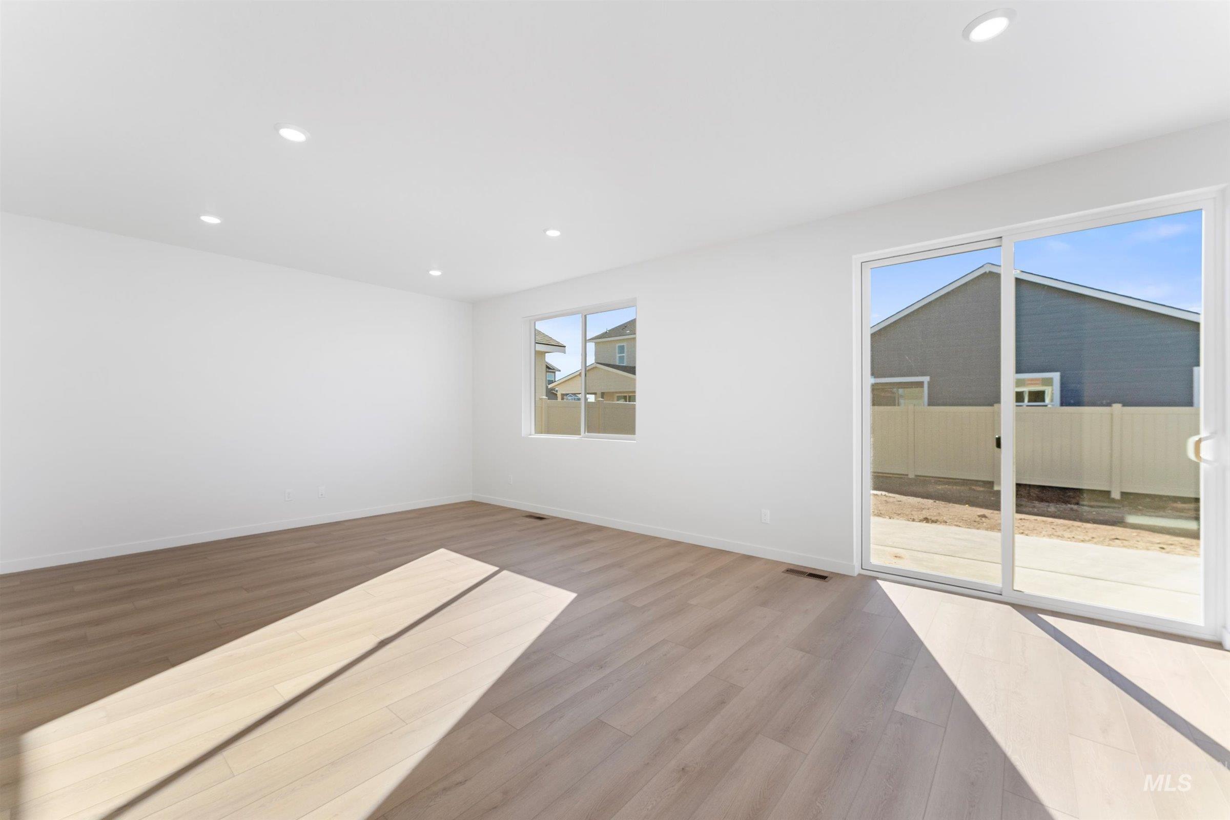 575 W Lyra St, Meridian, Idaho 83642, 3 Bedrooms, 2.5 Bathrooms, Residential For Sale, Price $450,946,MLS 98964725