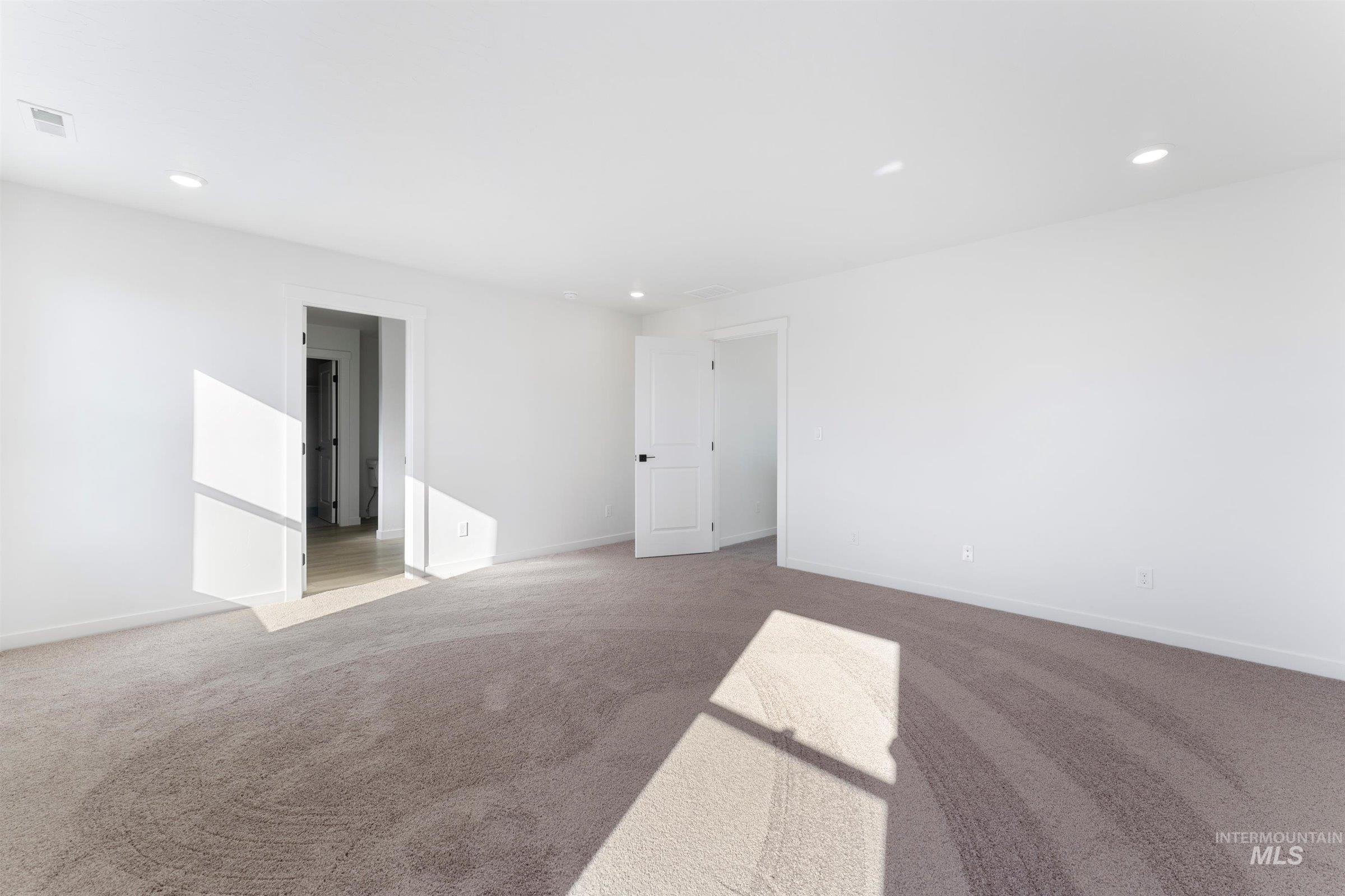 575 W Lyra St, Meridian, Idaho 83642, 3 Bedrooms, 2.5 Bathrooms, Residential For Sale, Price $450,946,MLS 98964725