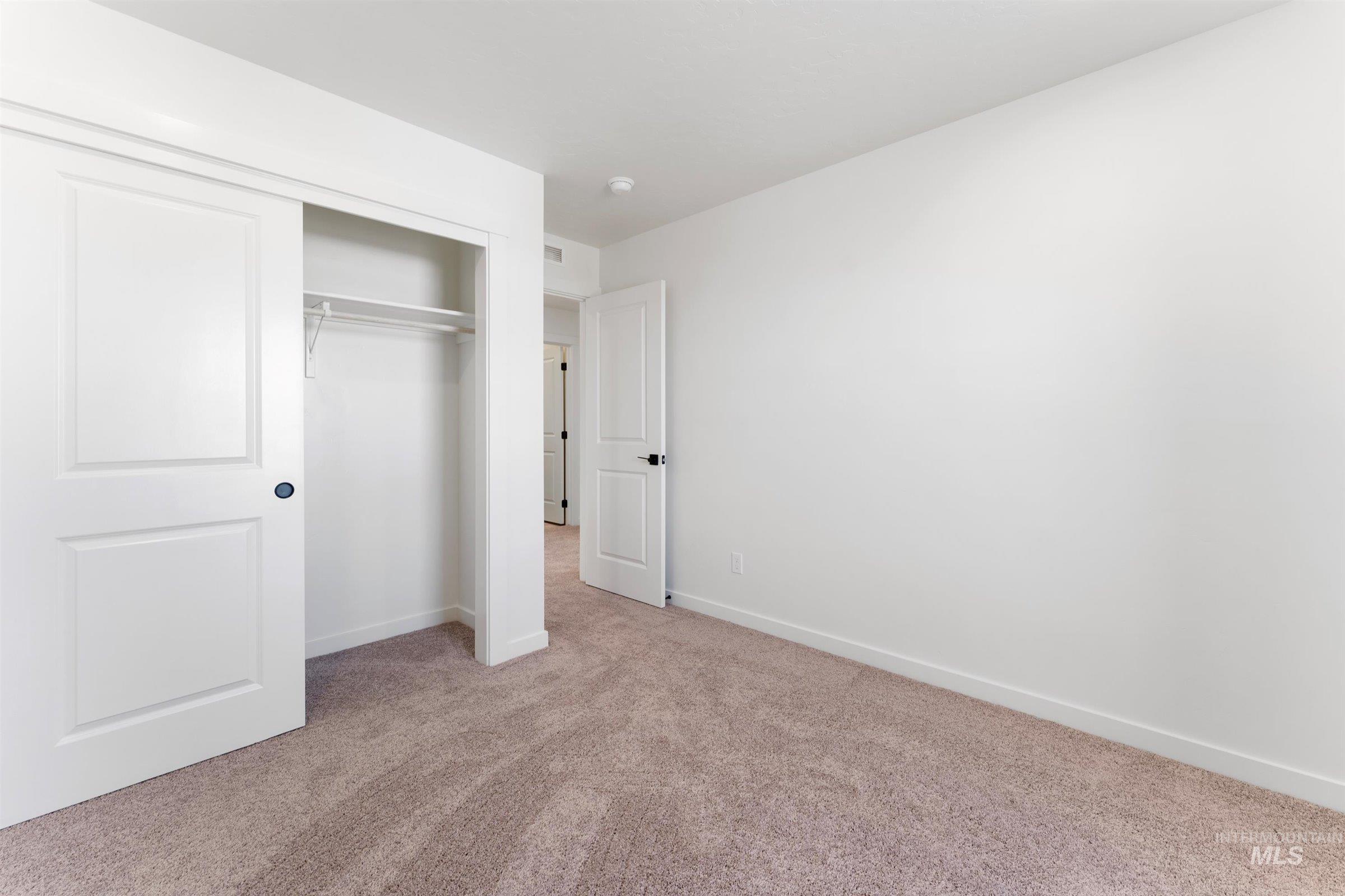 575 W Lyra St, Meridian, Idaho 83642, 3 Bedrooms, 2.5 Bathrooms, Residential For Sale, Price $450,946,MLS 98964725