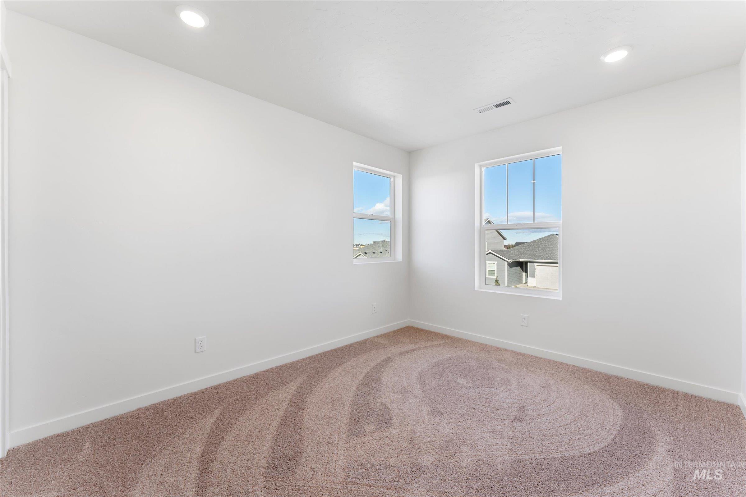 575 W Lyra St, Meridian, Idaho 83642, 3 Bedrooms, 2.5 Bathrooms, Residential For Sale, Price $450,946,MLS 98964725