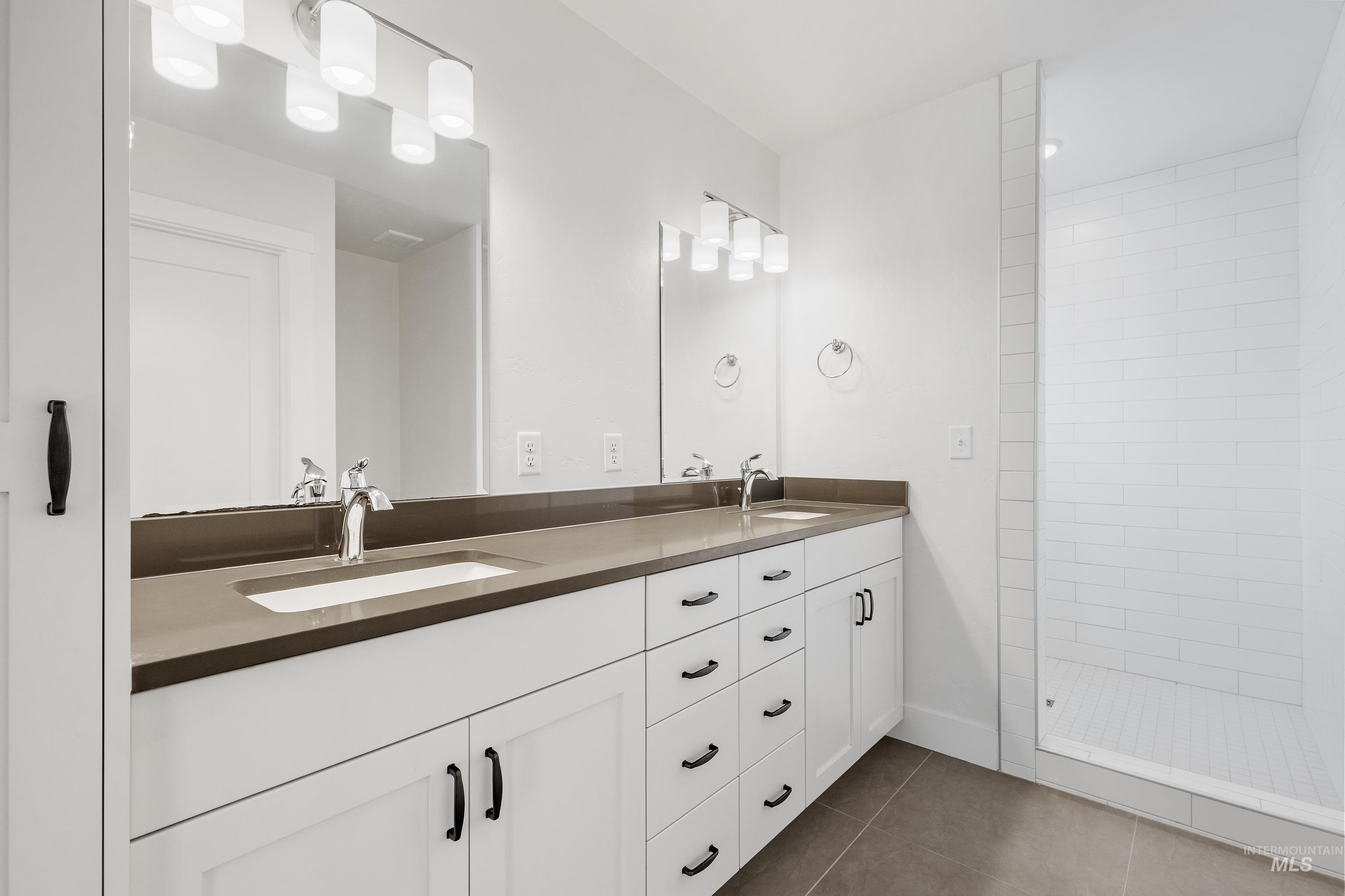 4230 N Freeride Ln, Garden City, Idaho 83714, 3 Bedrooms, 3.5 Bathrooms, Residential For Sale, Price $527,500, 98964727