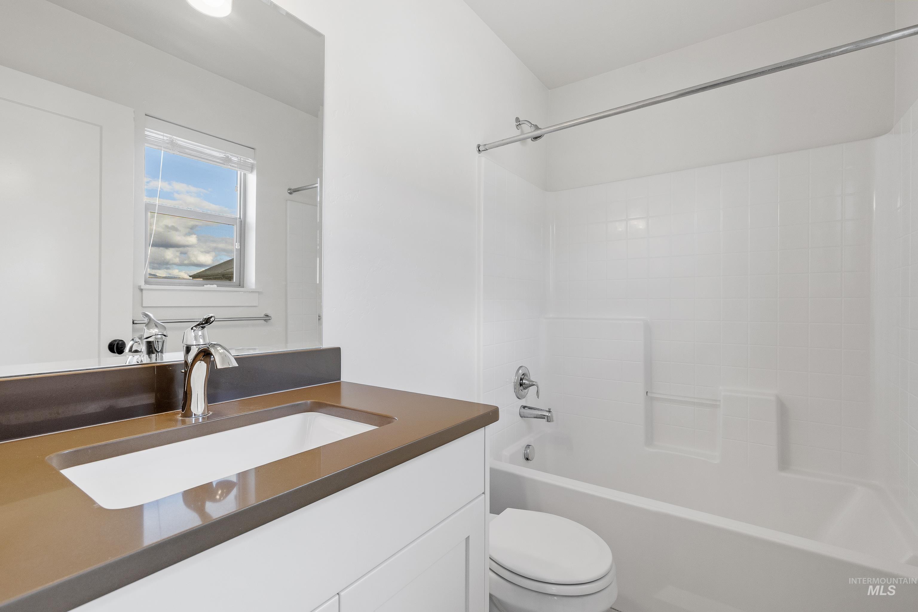 4230 N Freeride Ln, Garden City, Idaho 83714, 3 Bedrooms, 3.5 Bathrooms, Residential For Sale, Price $527,500, 98964727