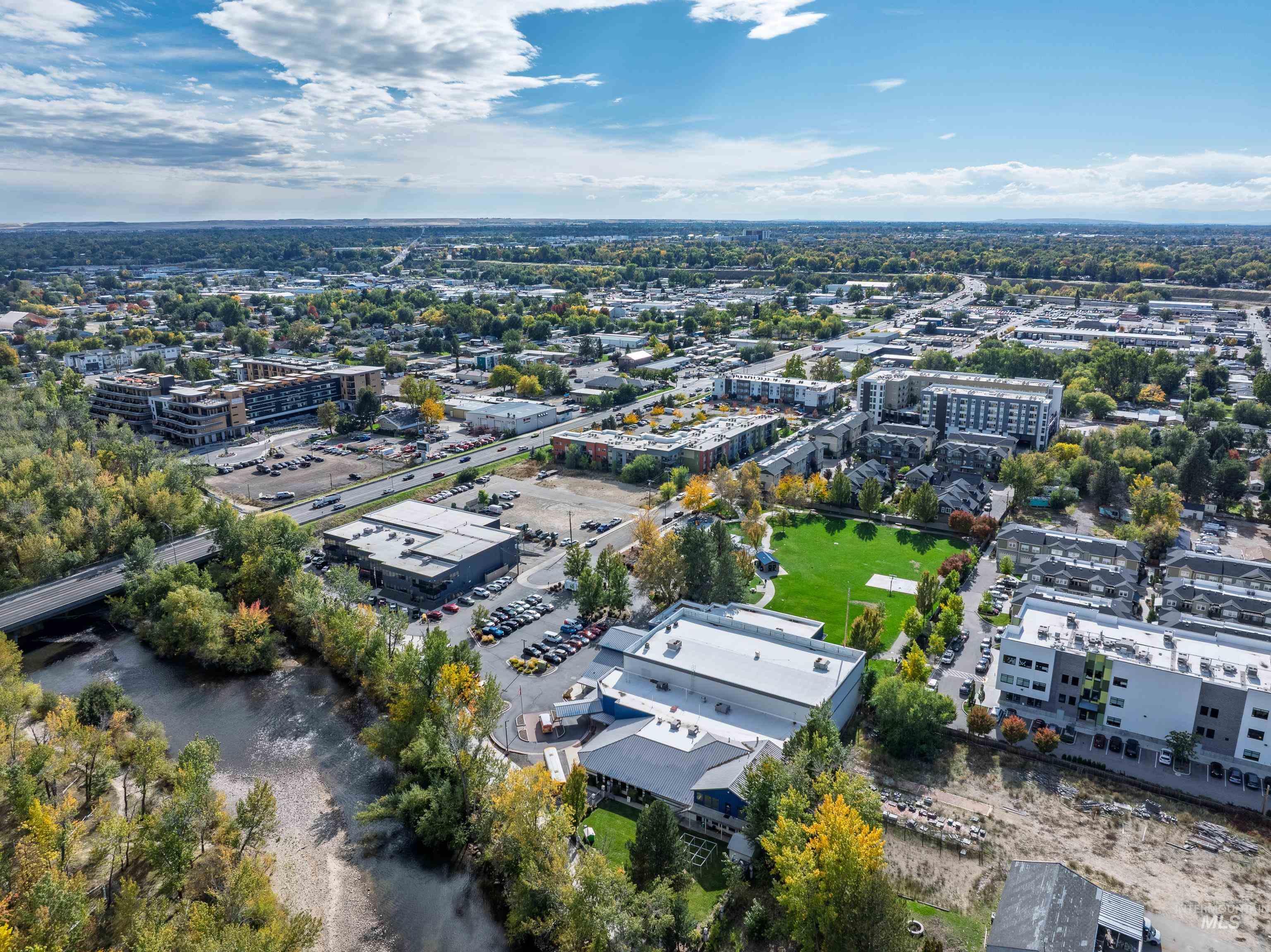 4230 N Freeride Ln, Garden City, Idaho 83714, 3 Bedrooms, 3.5 Bathrooms, Residential For Sale, Price $527,500, 98964727