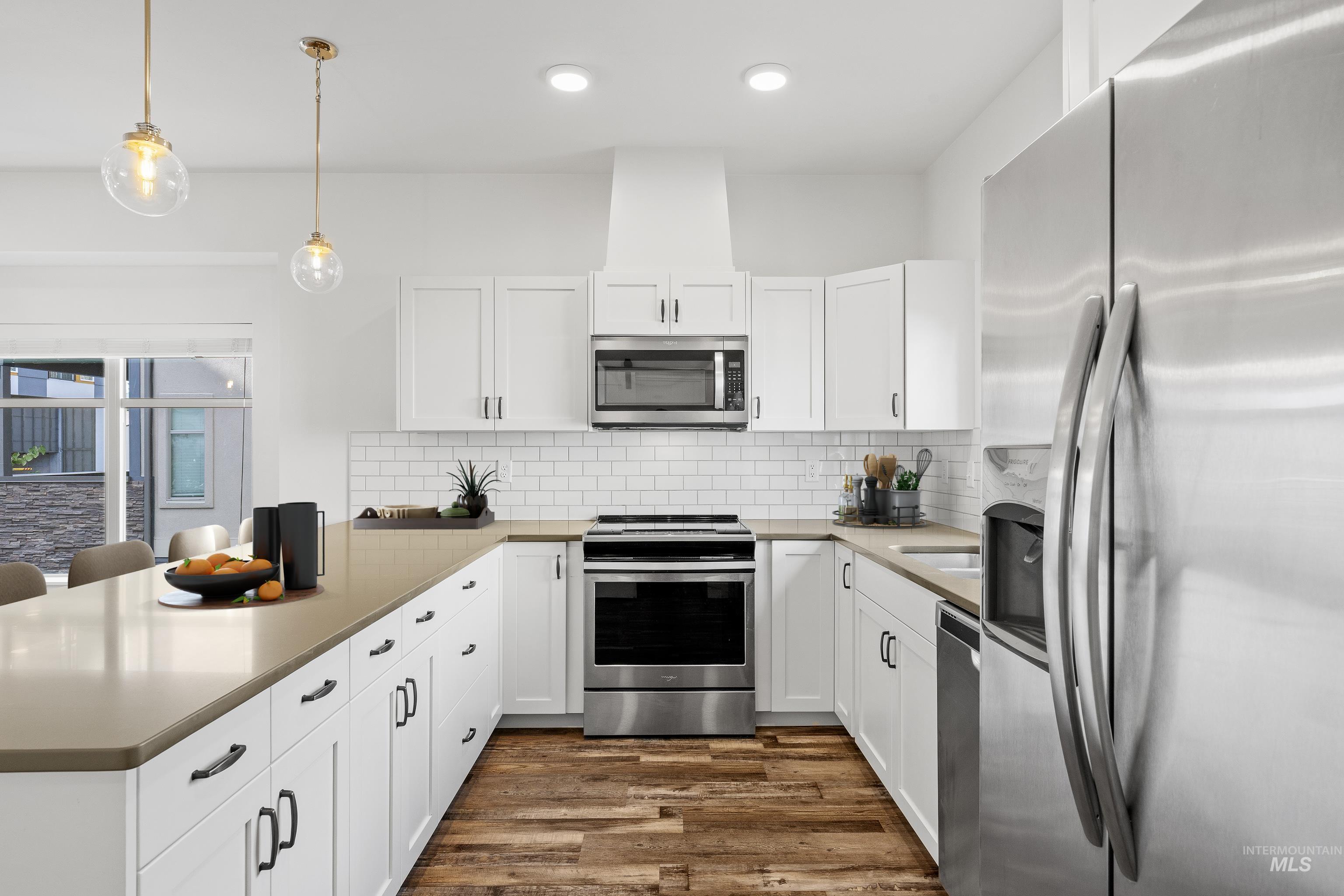 4230 N Freeride Ln, Garden City, Idaho 83714, 3 Bedrooms, 3.5 Bathrooms, Residential For Sale, Price $517,500, 98964727