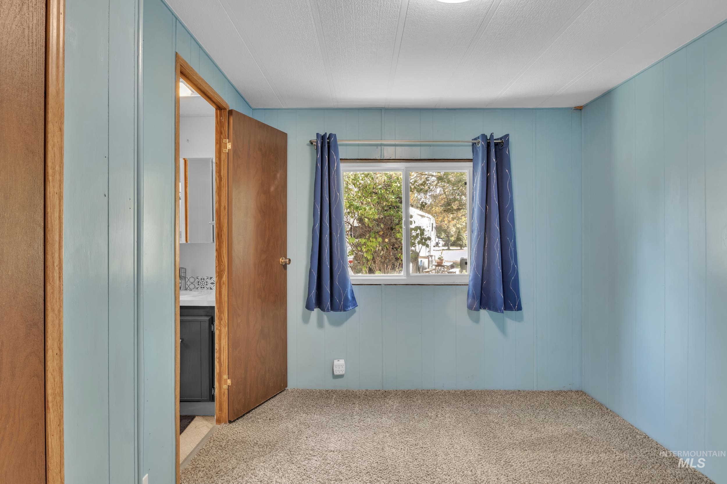 790 N Riviera Dr, Boise, Idaho 83703, 3 Bedrooms, 1.5 Bathrooms, Residential For Sale, Price $86,000,MLS 98964732