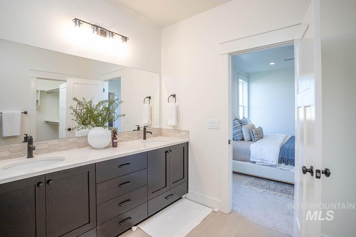 4559 S Courvoisier Pl, Meridian, Idaho 83642-9180, 3 Bedrooms, 2 Bathrooms, Residential For Sale, Price $549,900,MLS 98964736