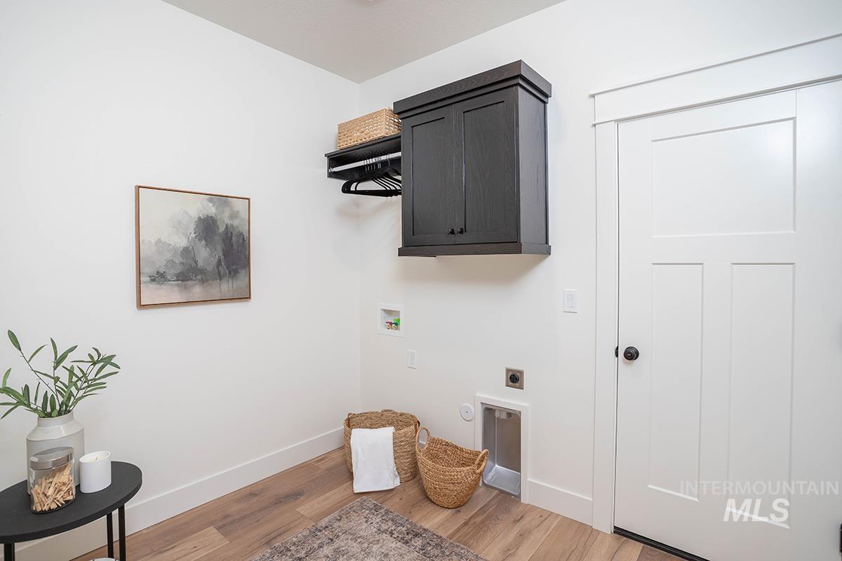 4559 S Courvoisier Pl, Meridian, Idaho 83642-9180, 3 Bedrooms, 2 Bathrooms, Residential For Sale, Price $549,900,MLS 98964736