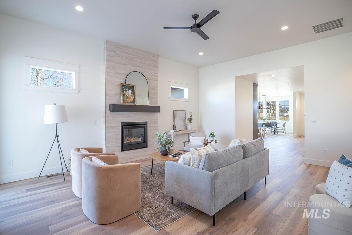 4559 S Courvoisier Pl, Meridian, Idaho 83642-9180, 3 Bedrooms, 2 Bathrooms, Residential For Sale, Price $549,900,MLS 98964736